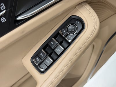 2023 Porsche Macan S