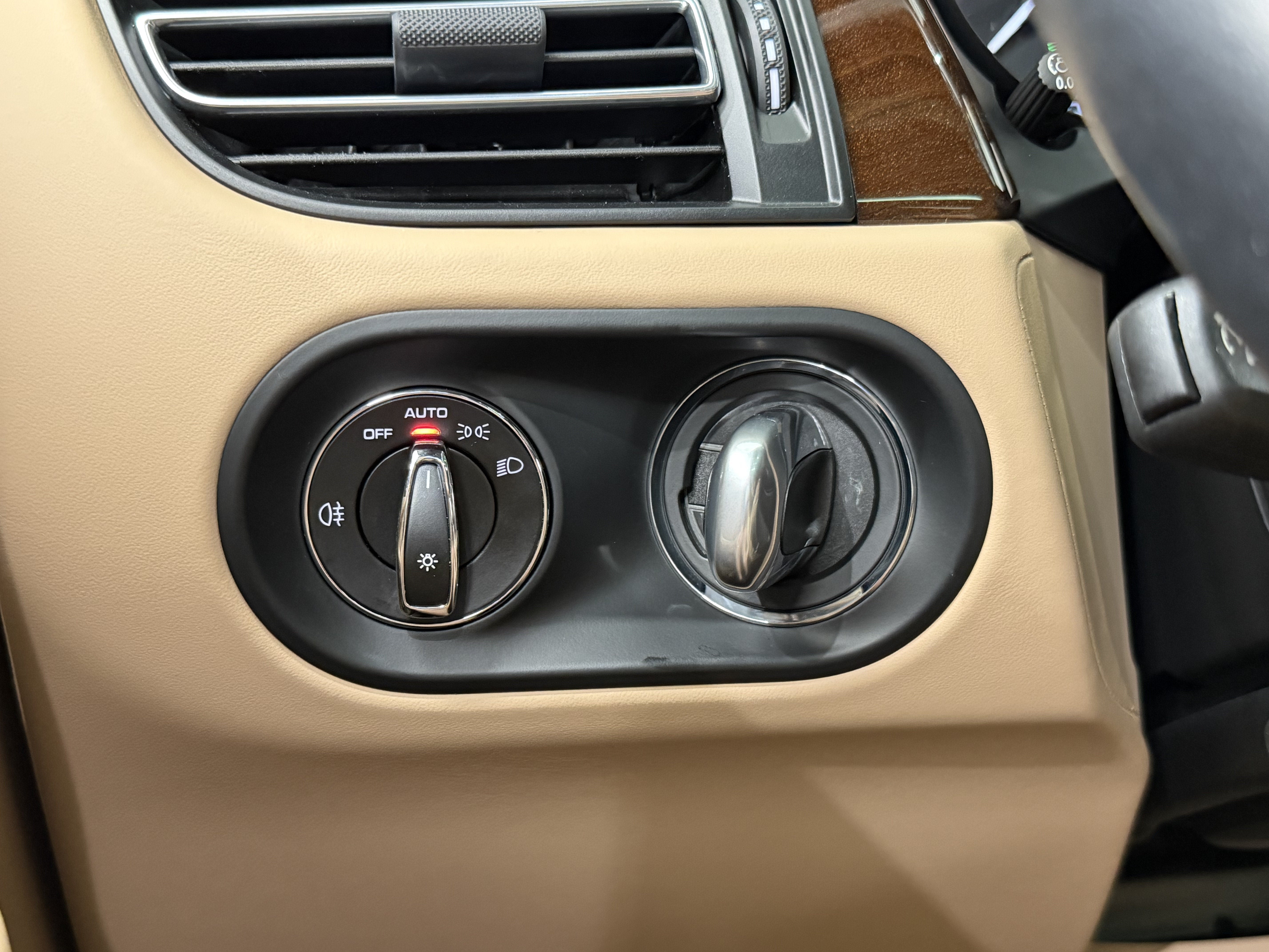 2023 Porsche Macan S