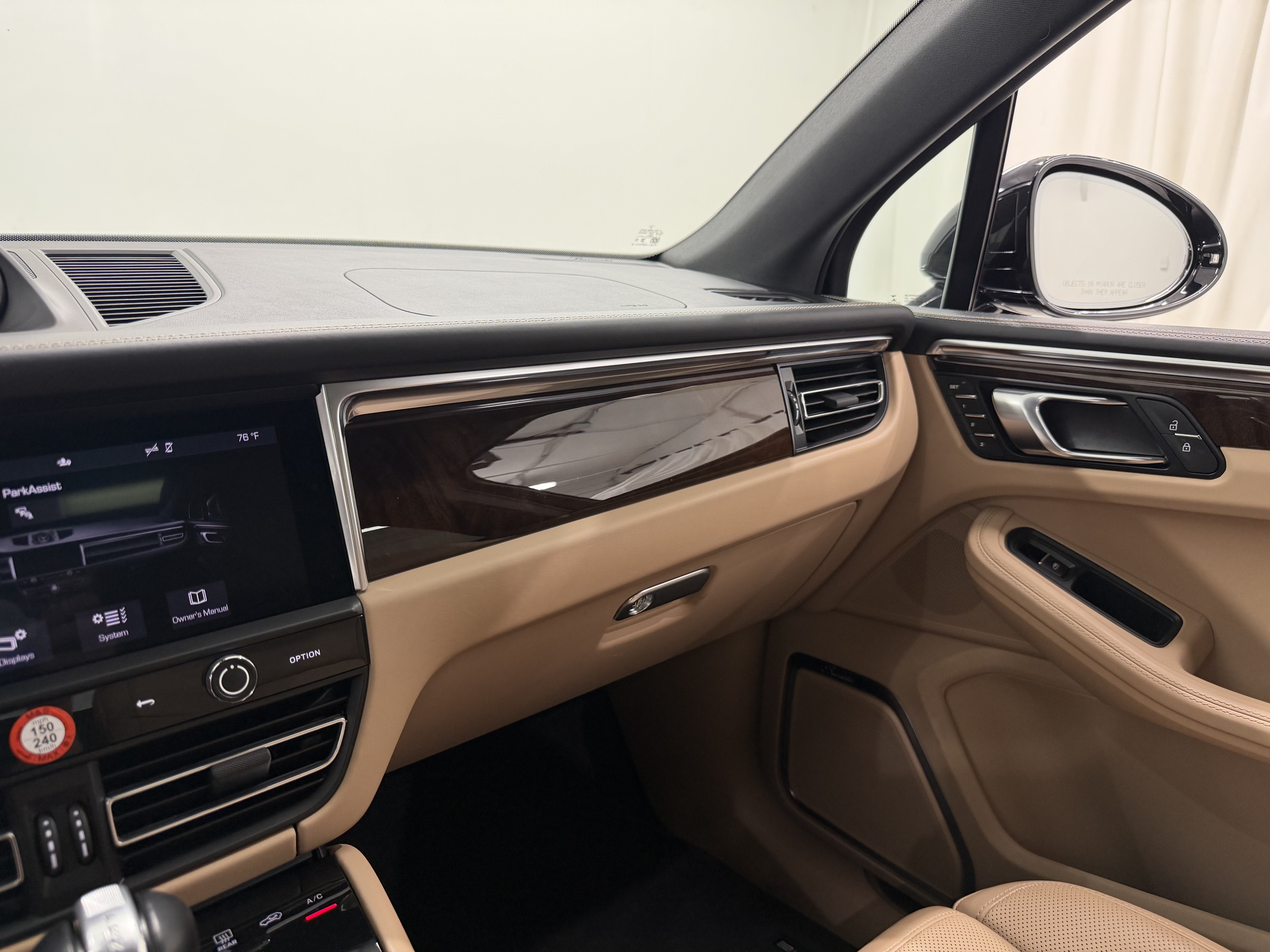 2023 Porsche Macan S