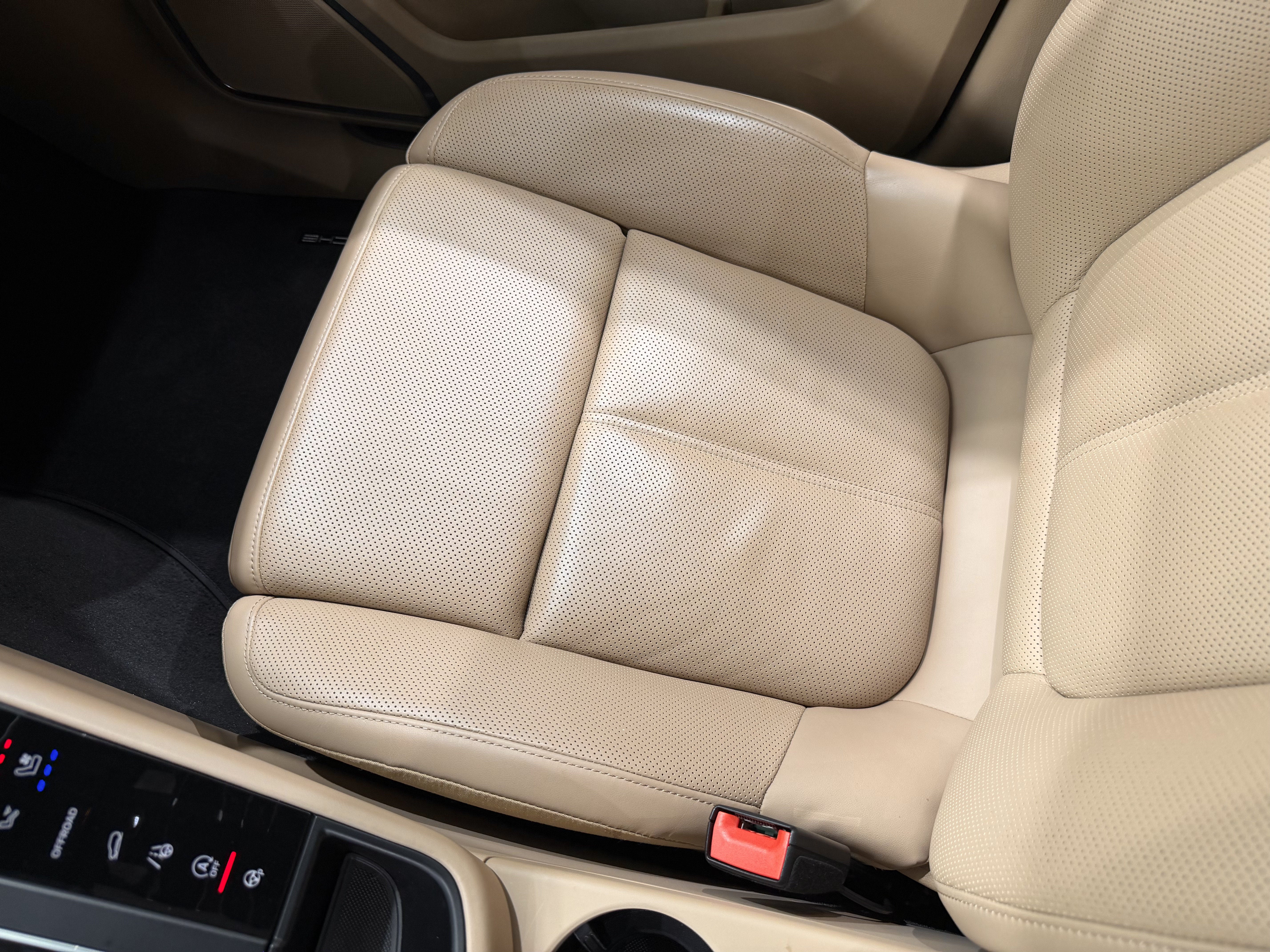 2023 Porsche Macan S