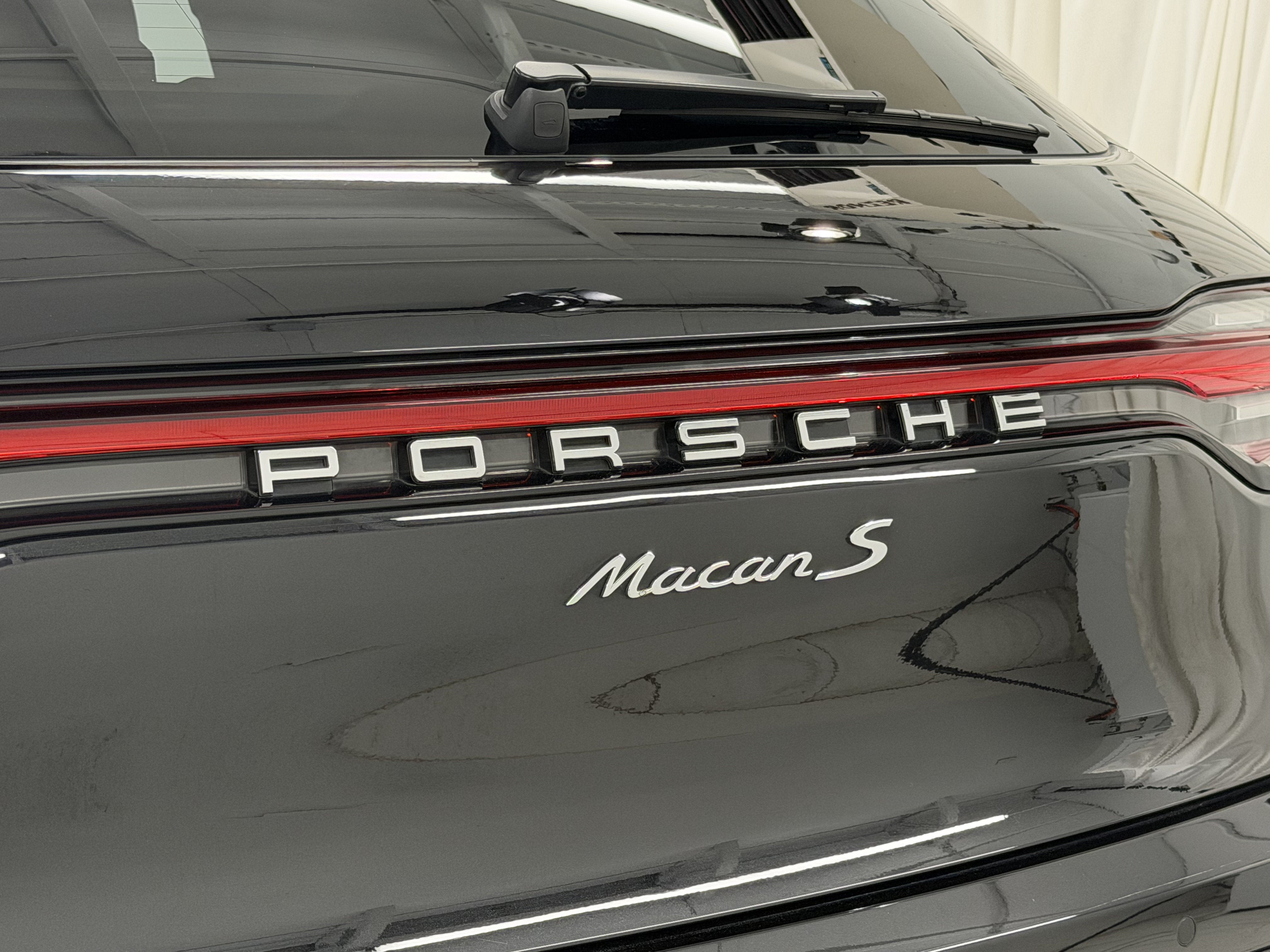 2023 Porsche Macan S