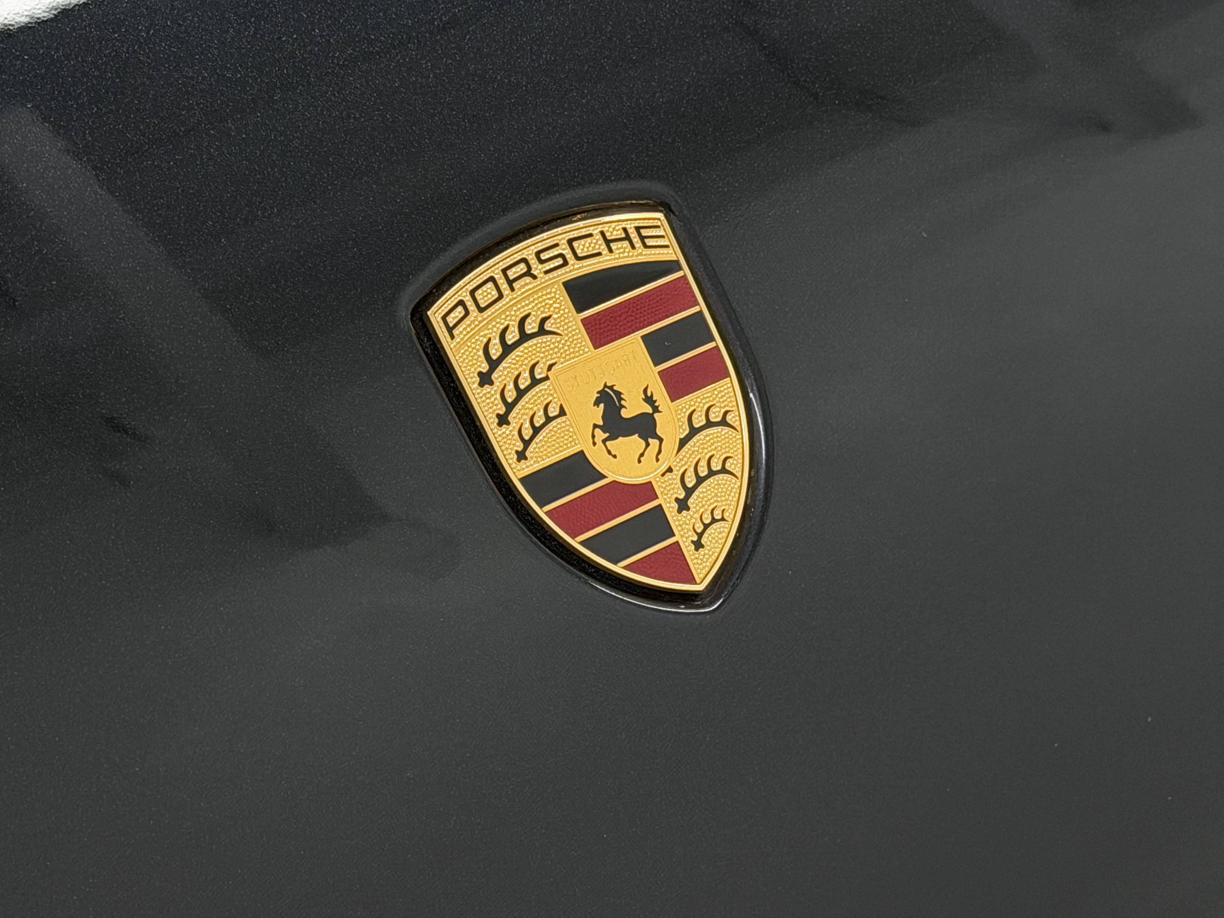 2023 Porsche Macan S