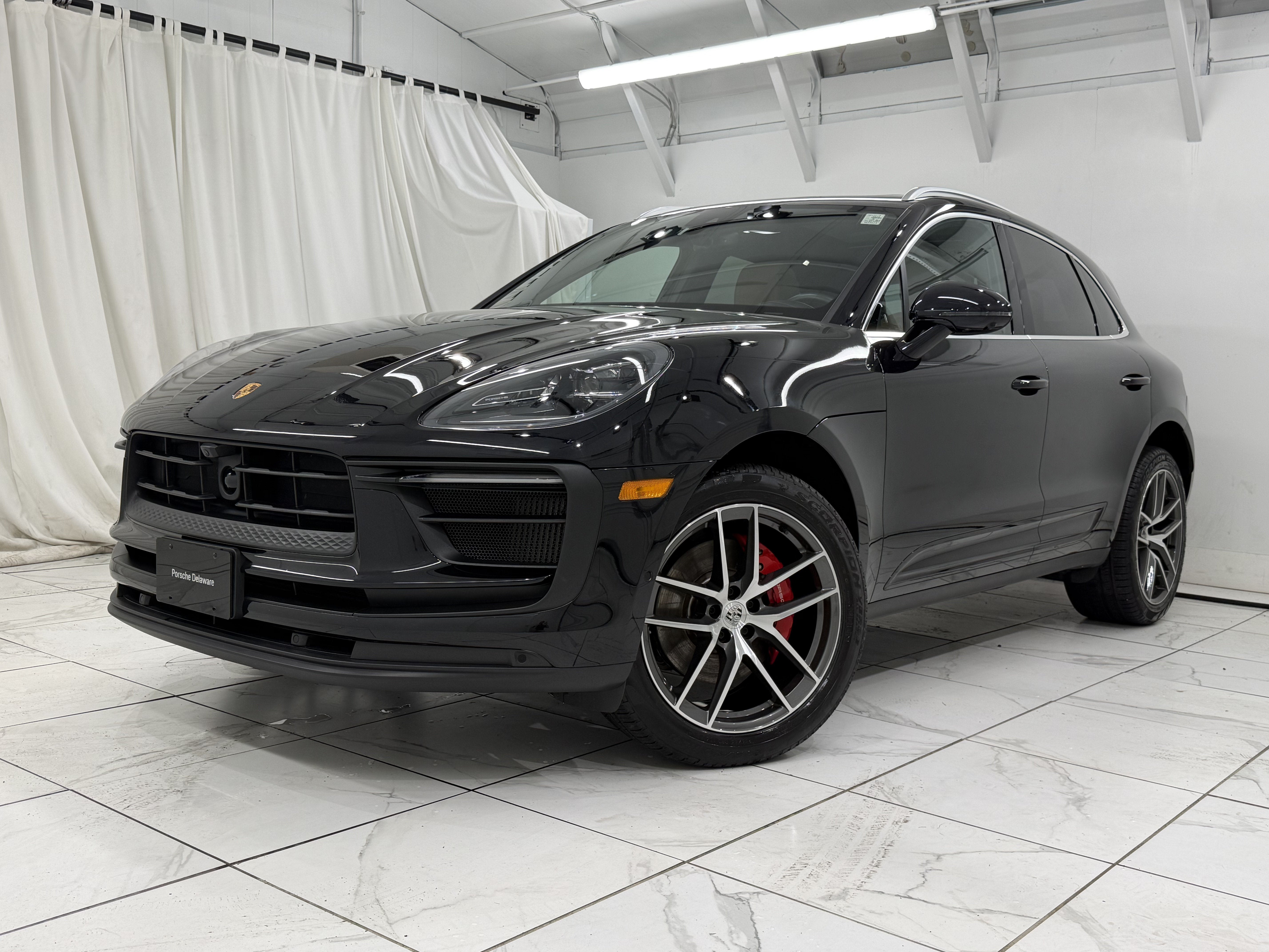 2023 Porsche Macan S