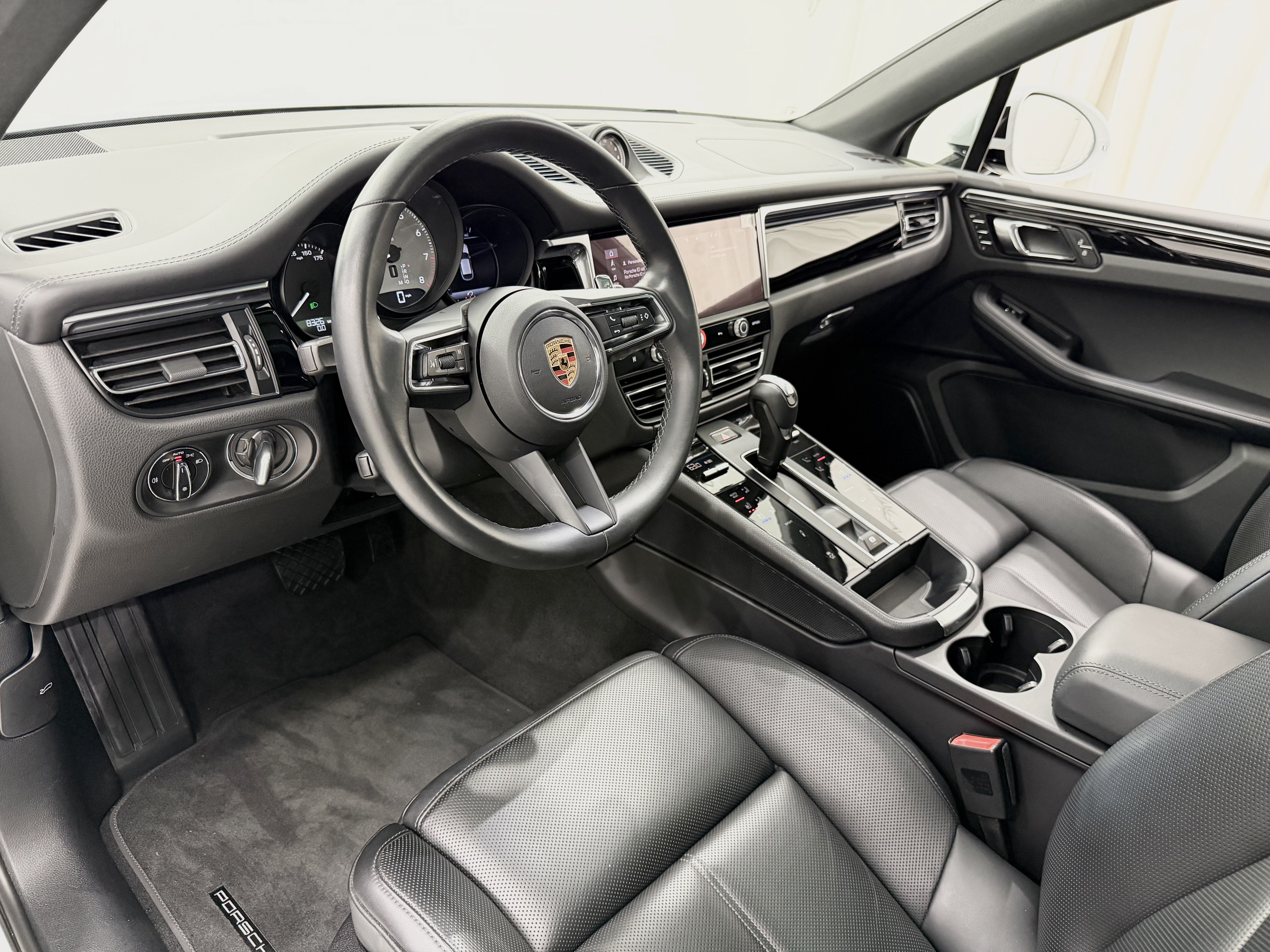 2024 Porsche Macan S