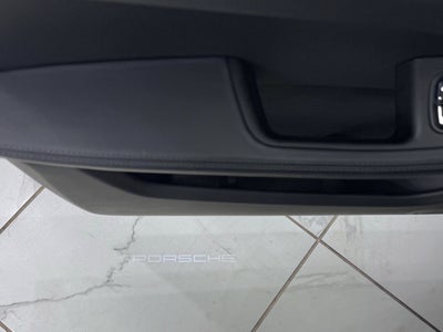 2024 Porsche Macan S