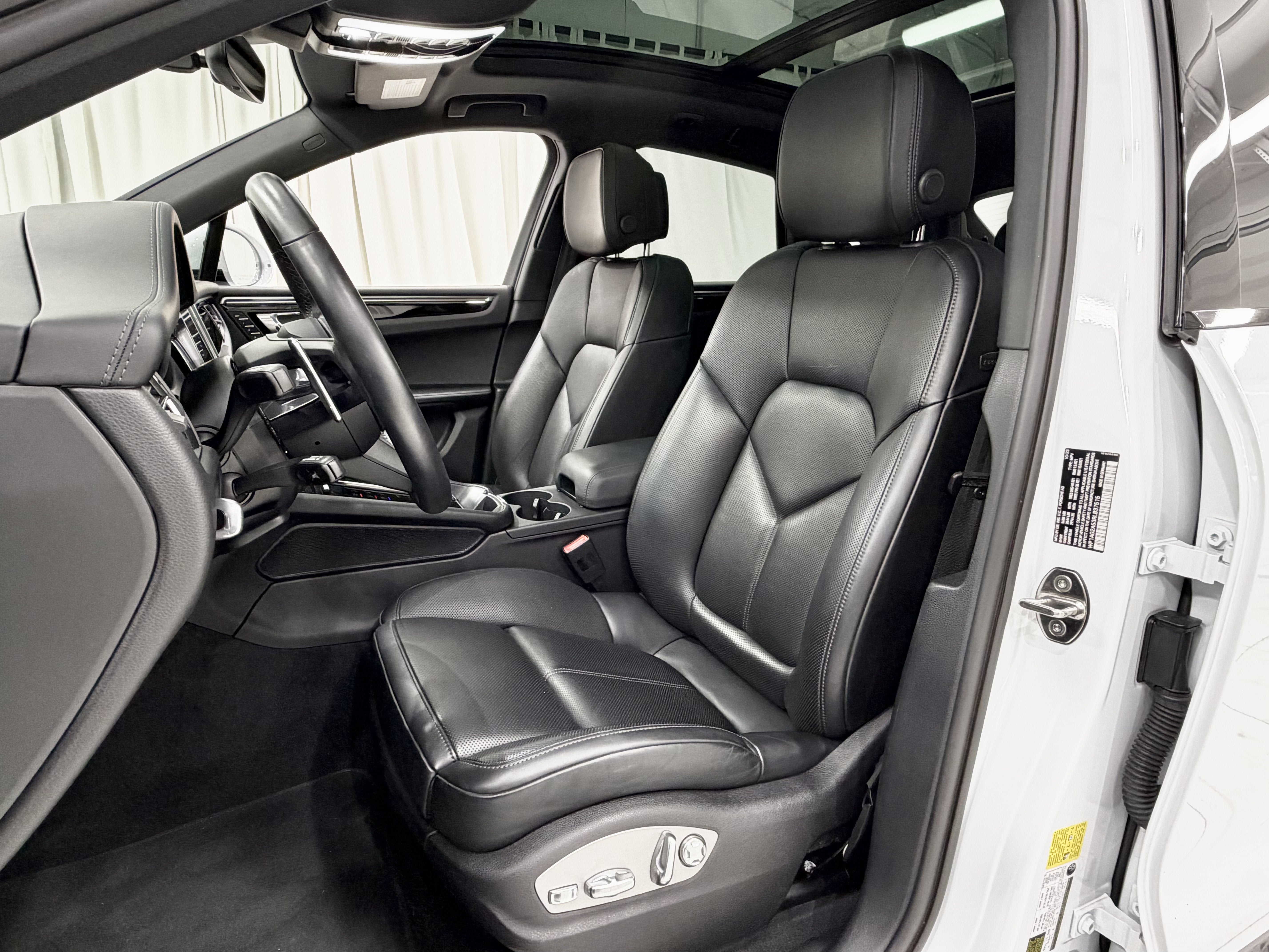 2024 Porsche Macan S