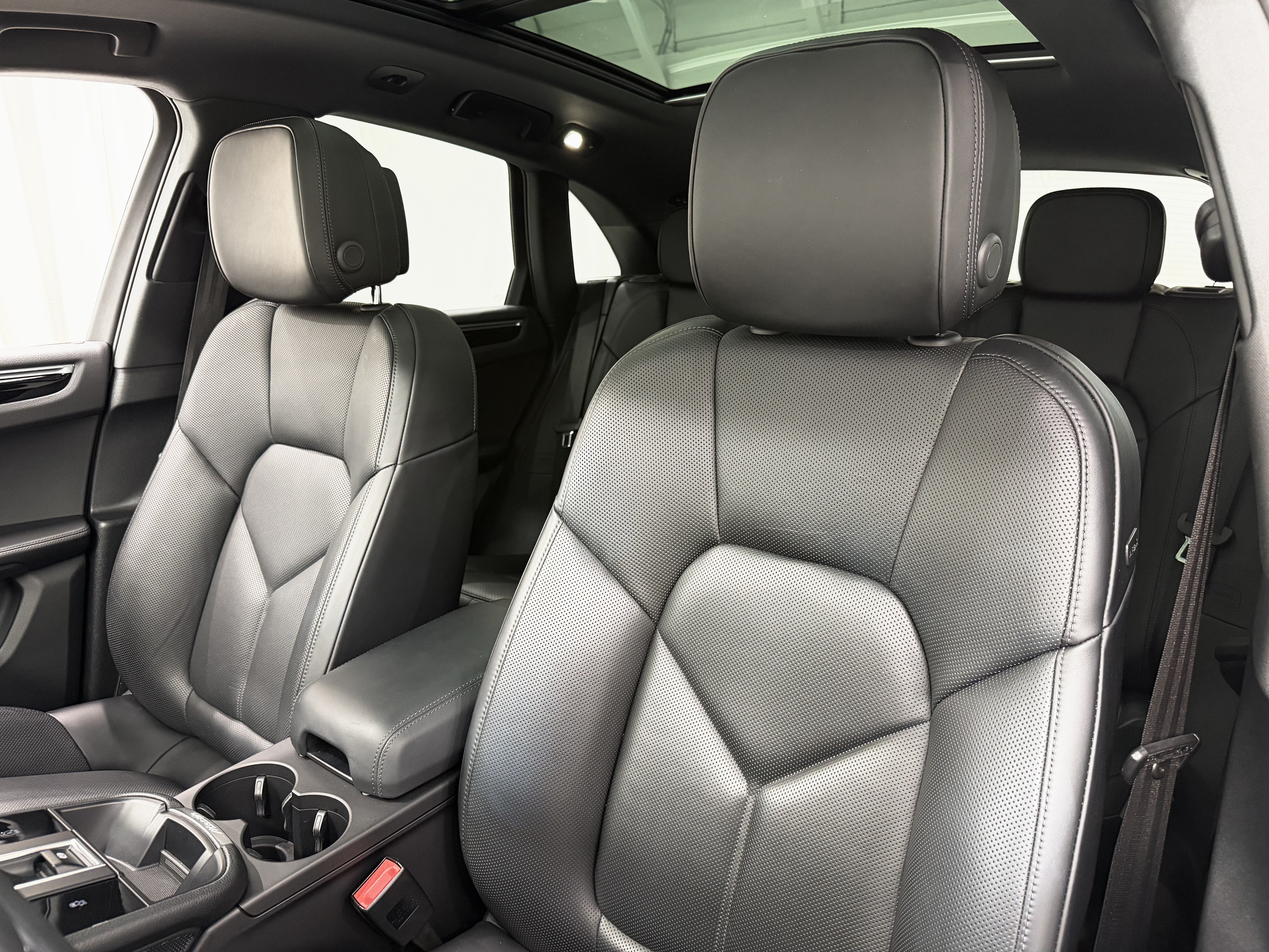 2024 Porsche Macan S