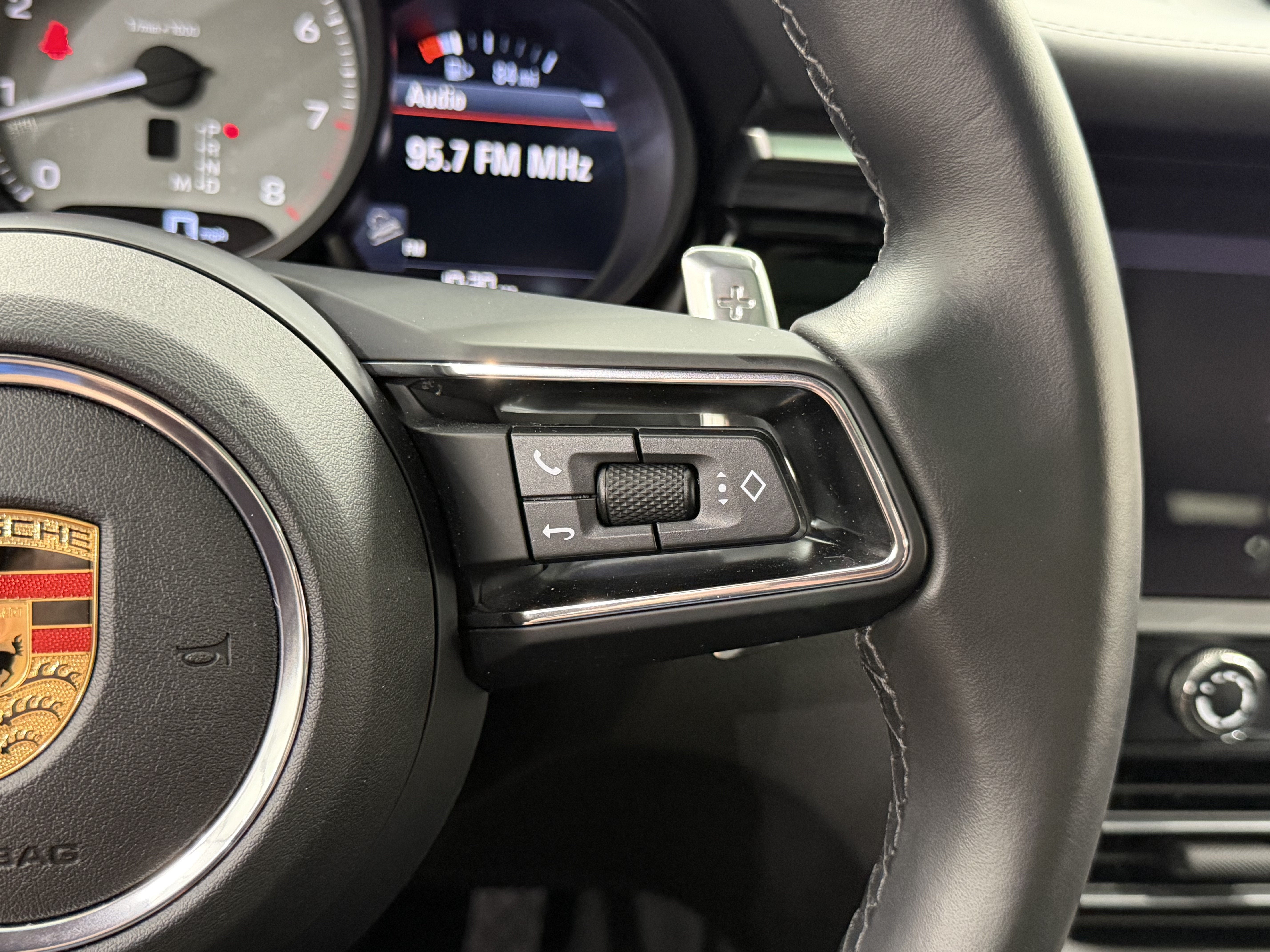 2024 Porsche Macan S