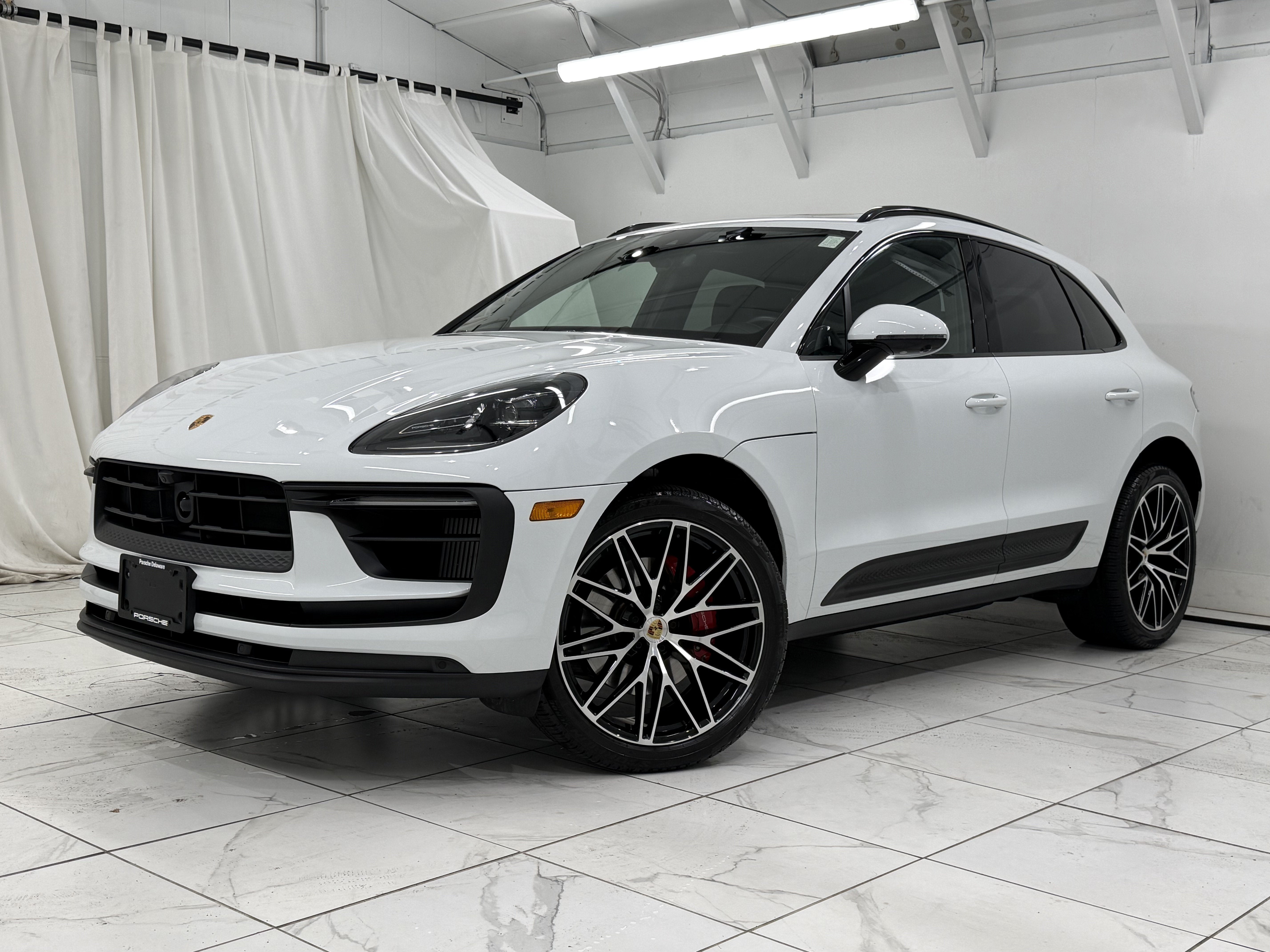 2024 Porsche Macan S