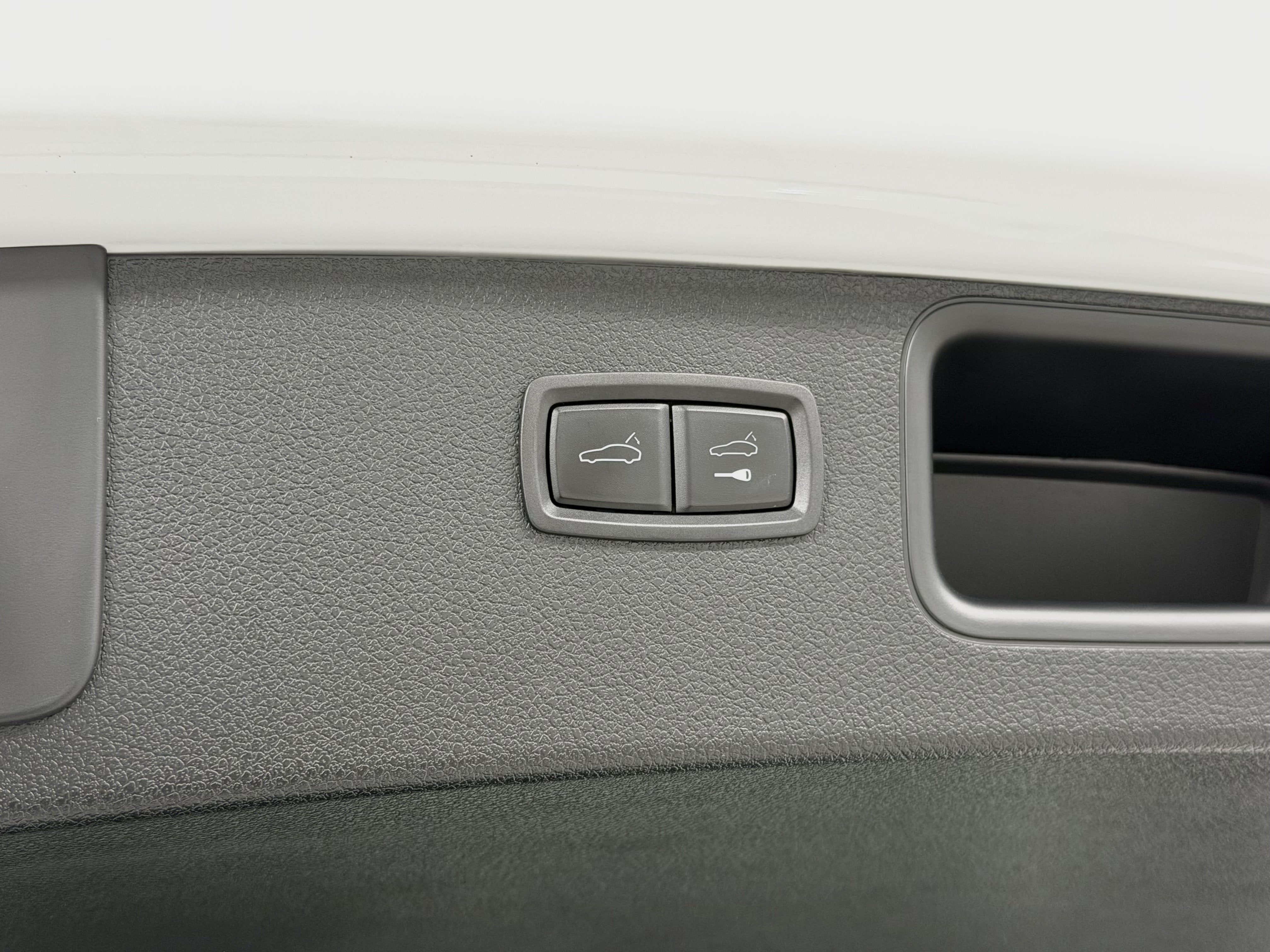 2024 Porsche Macan S