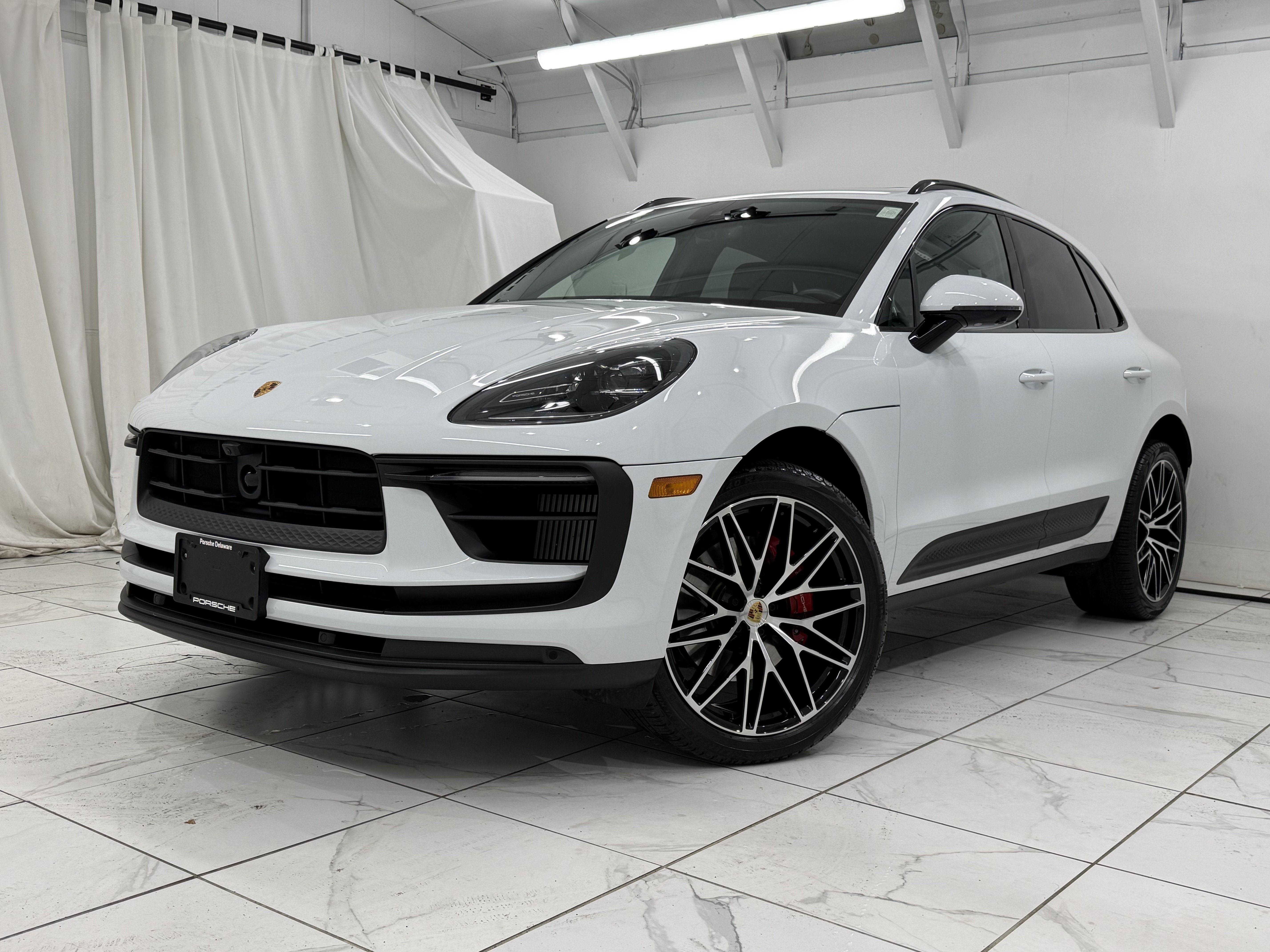 2024 Porsche Macan S