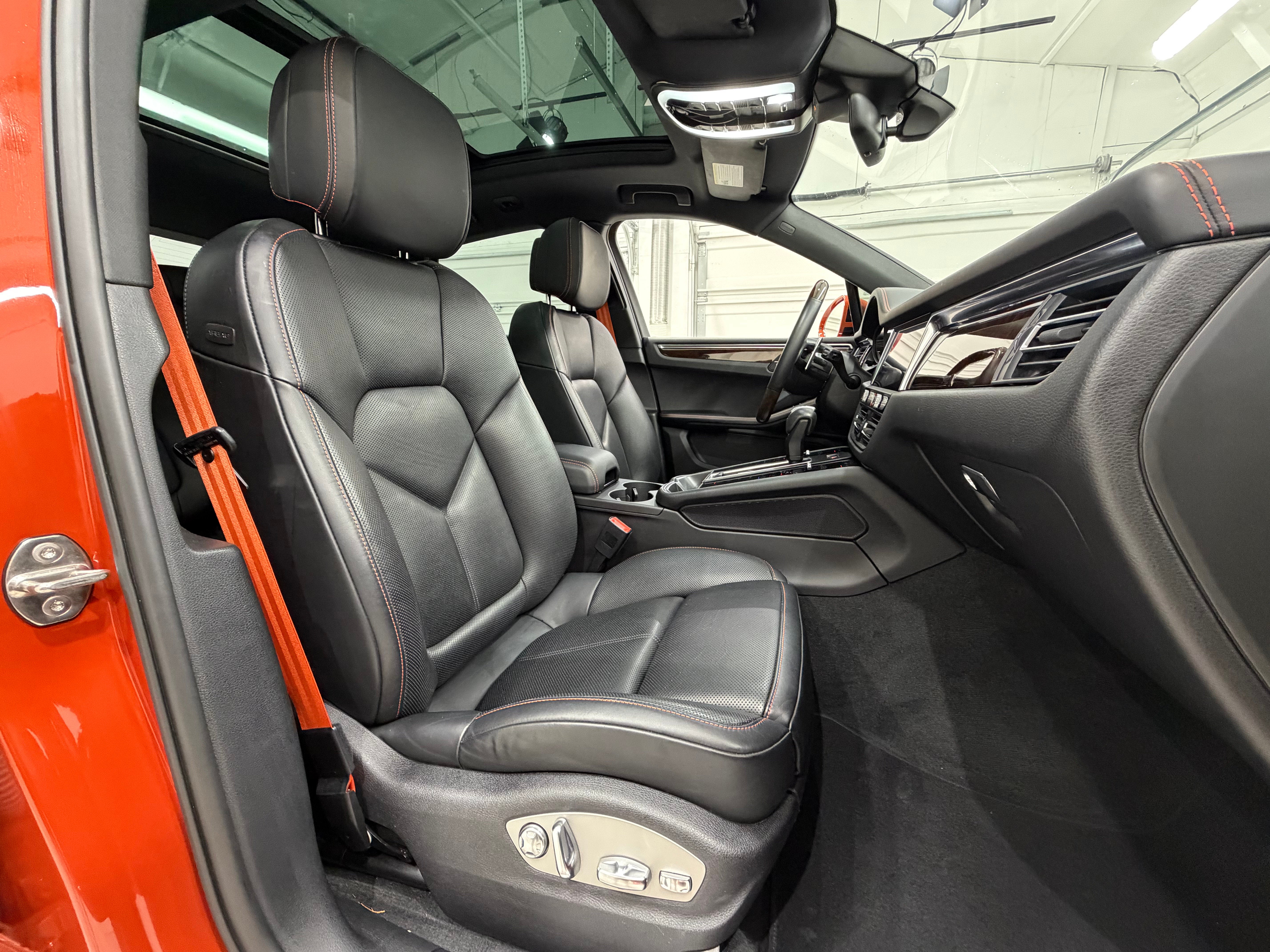 2024 Porsche Macan S