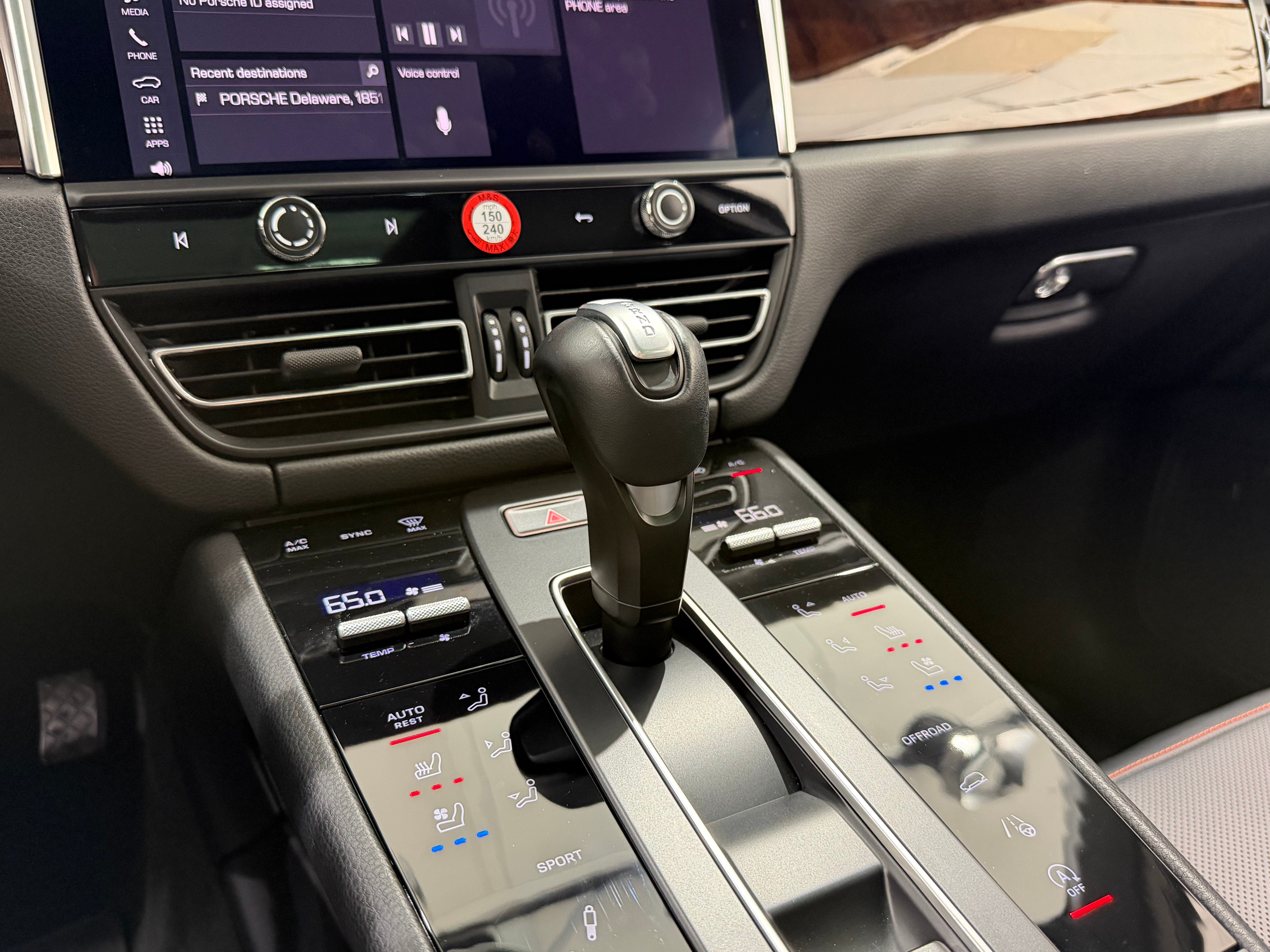 2024 Porsche Macan S