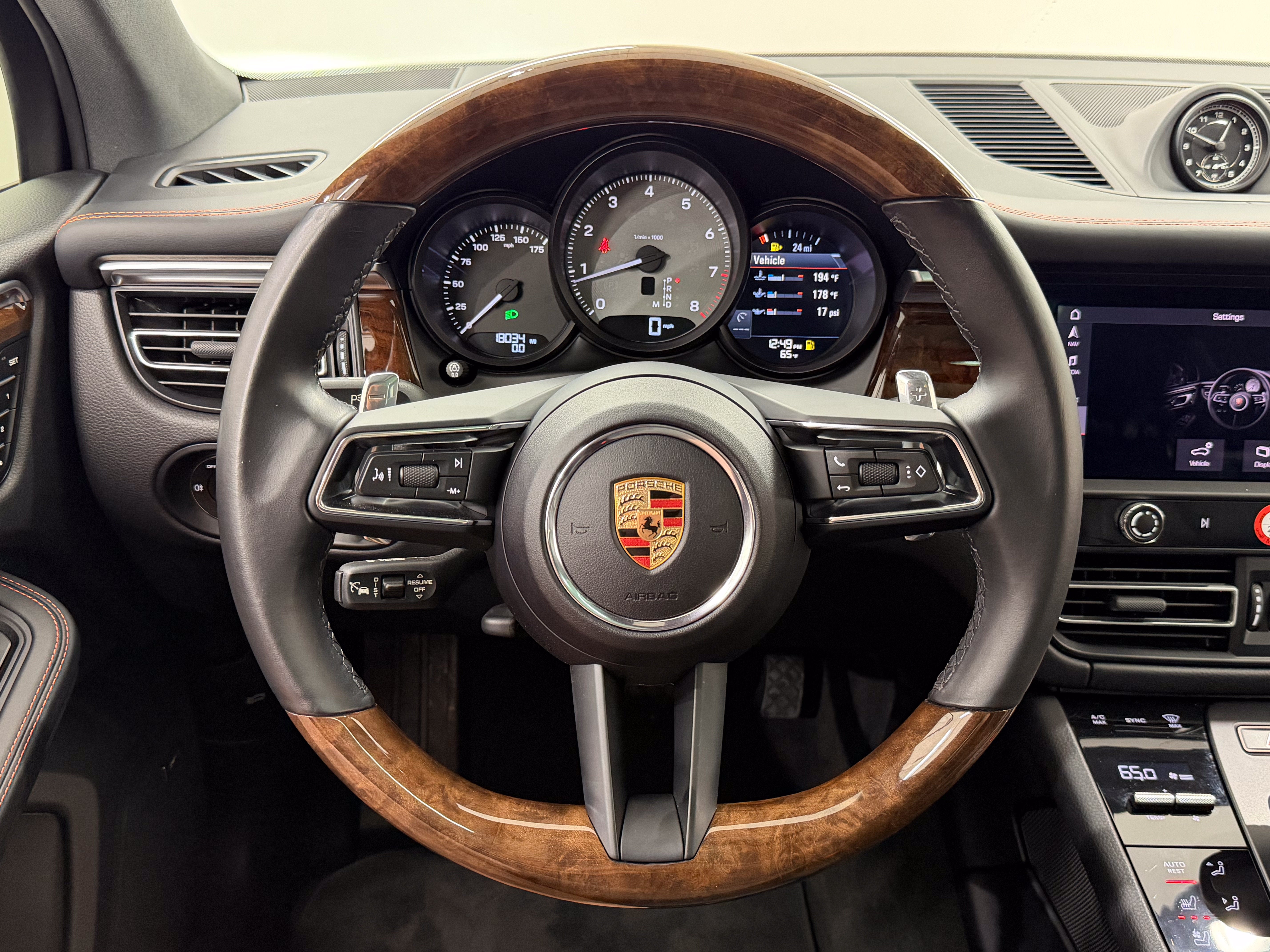 2024 Porsche Macan S