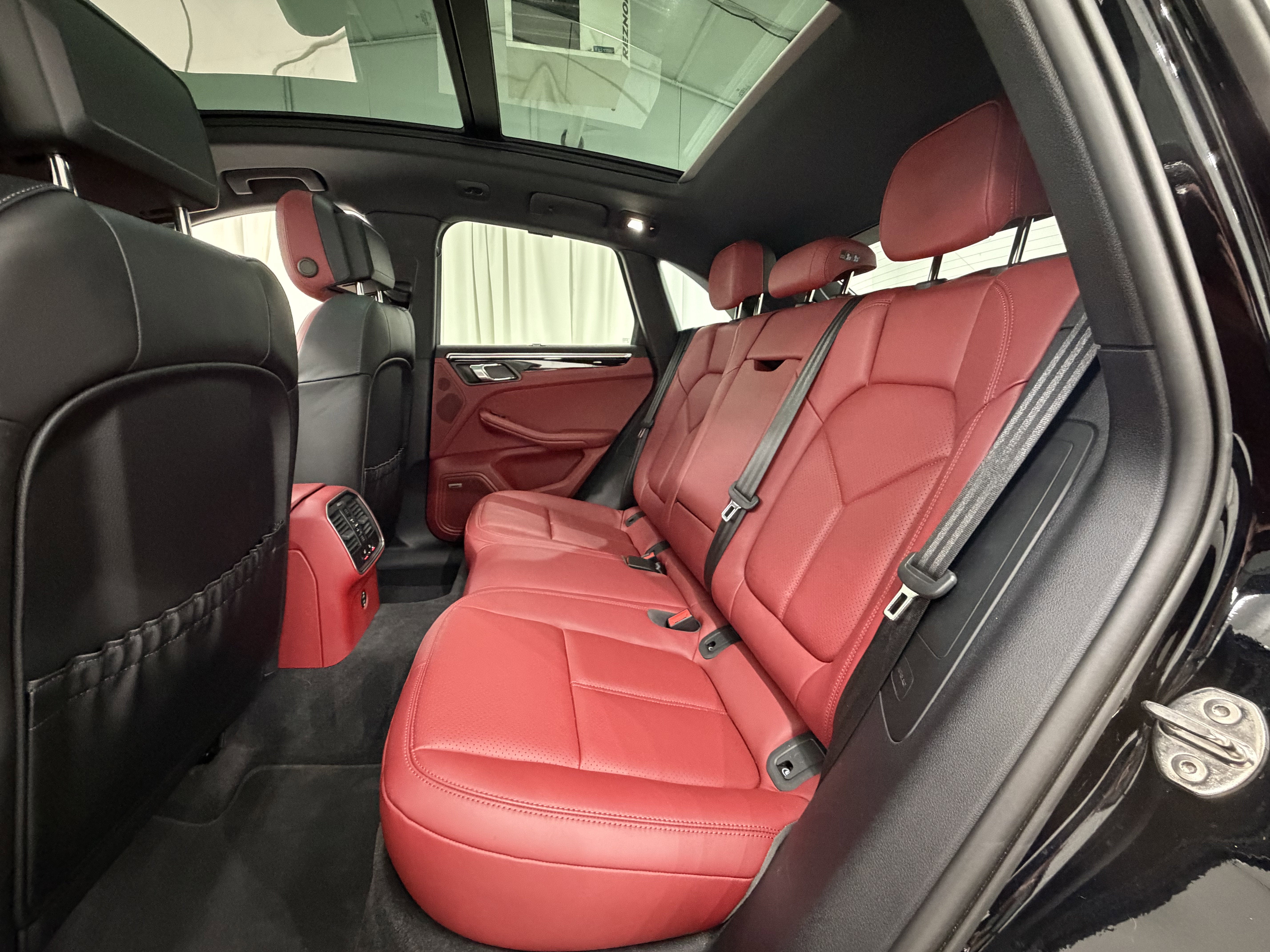 2023 Porsche Macan S