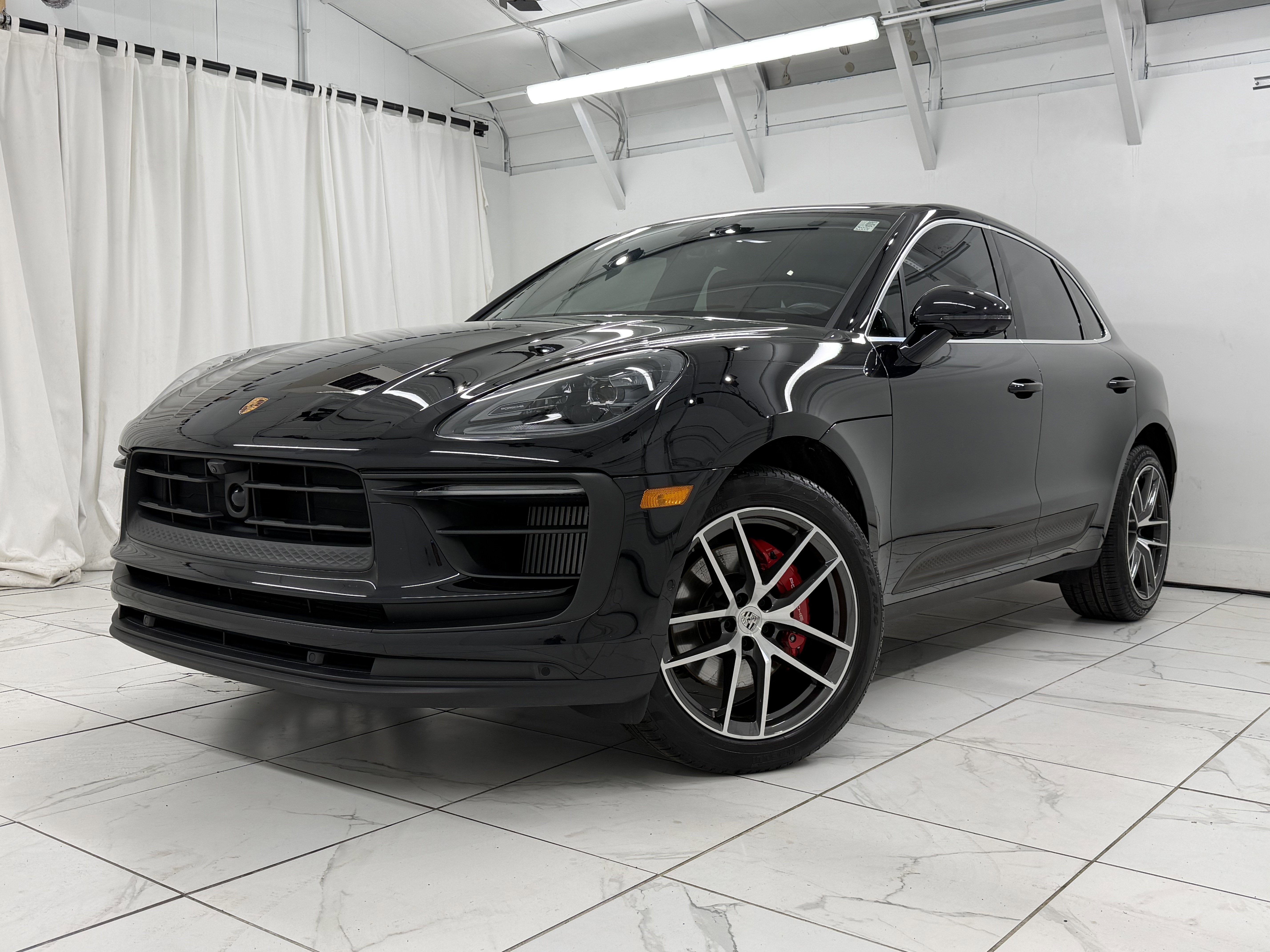 2023 Porsche Macan S