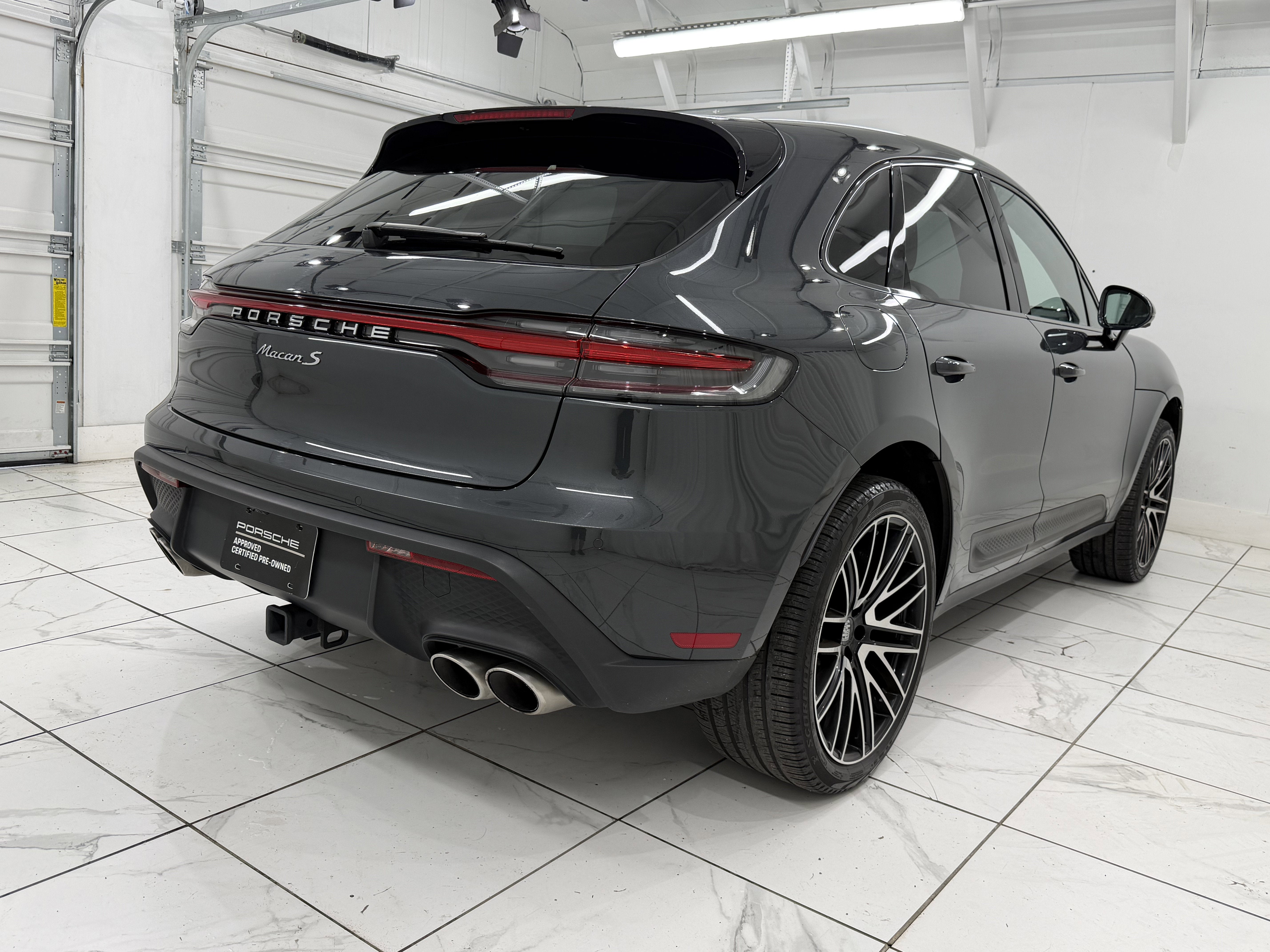 2022 Porsche Macan S