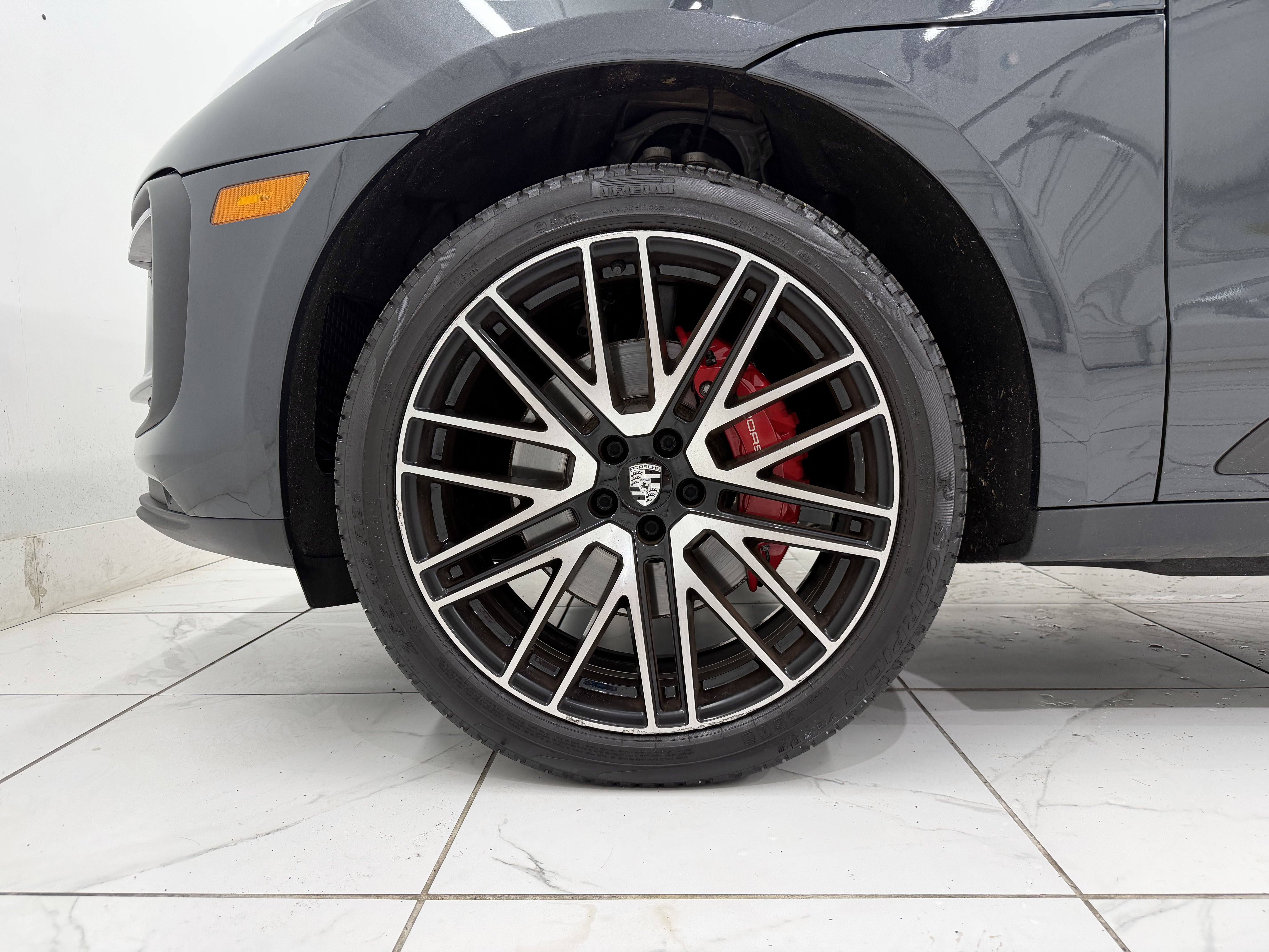 2022 Porsche Macan S