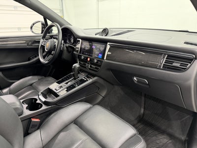 2022 Porsche Macan S