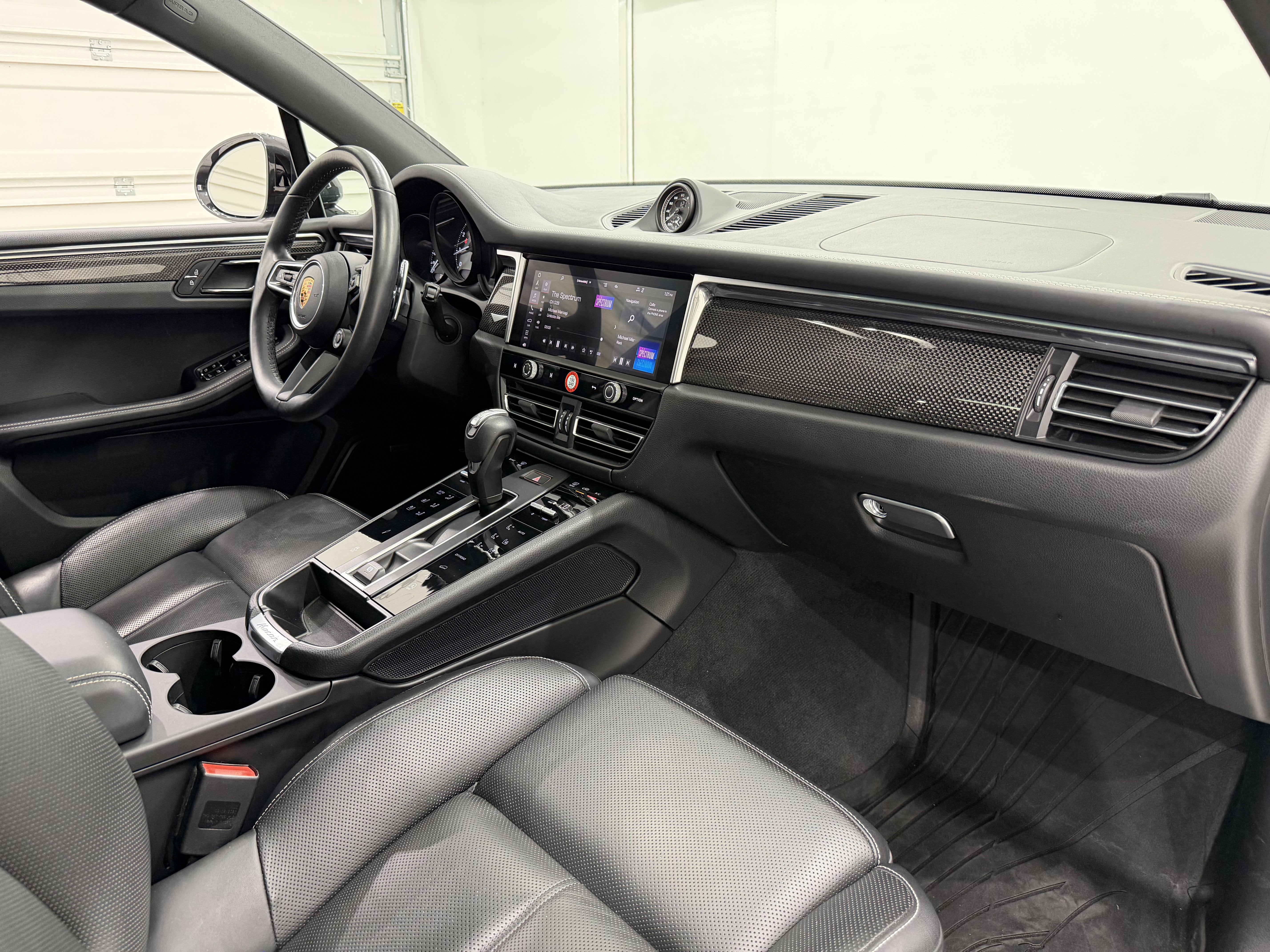 2022 Porsche Macan S