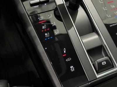 2022 Porsche Macan S