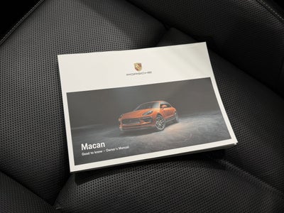 2022 Porsche Macan S