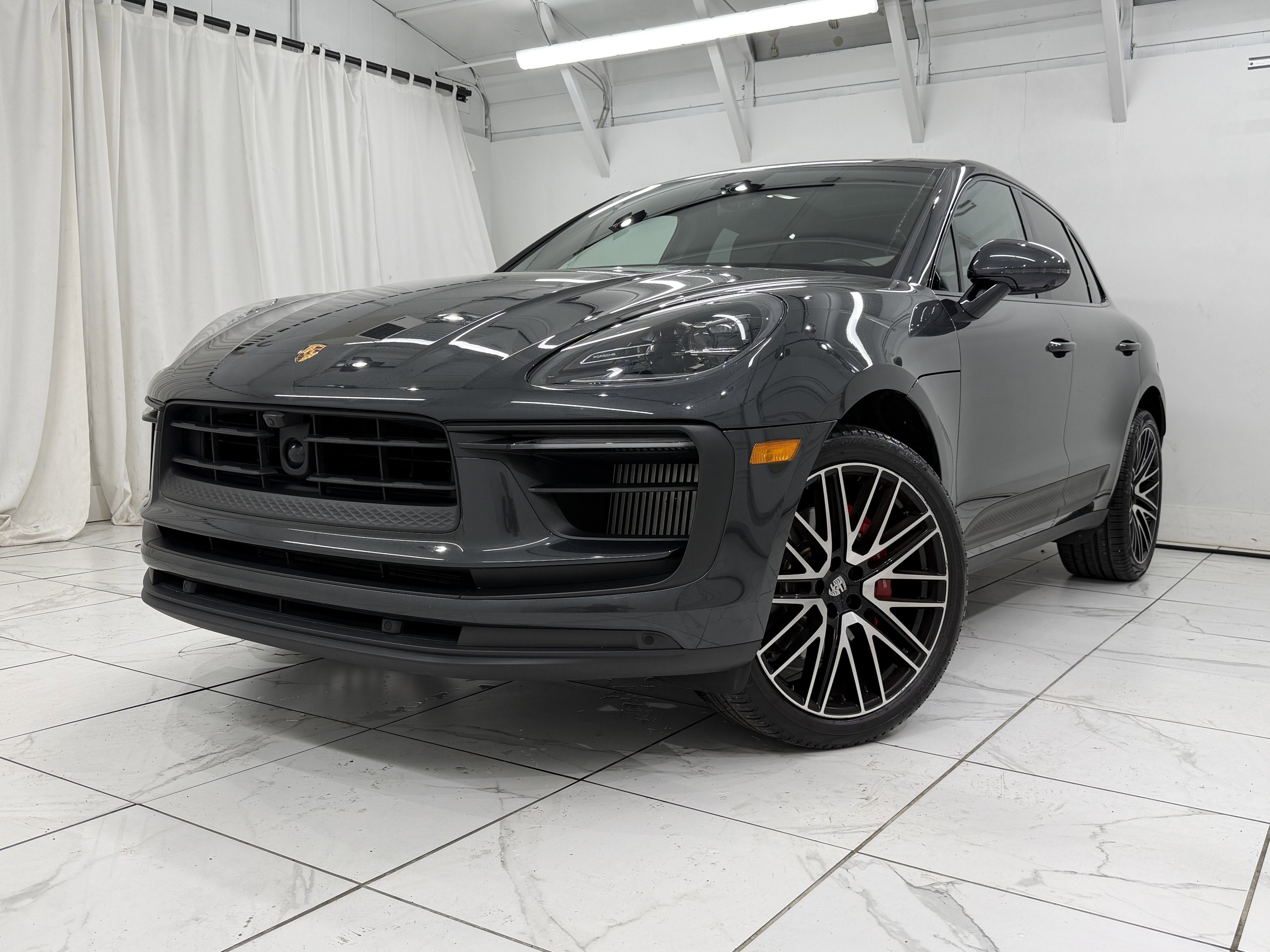 2022 Porsche Macan S