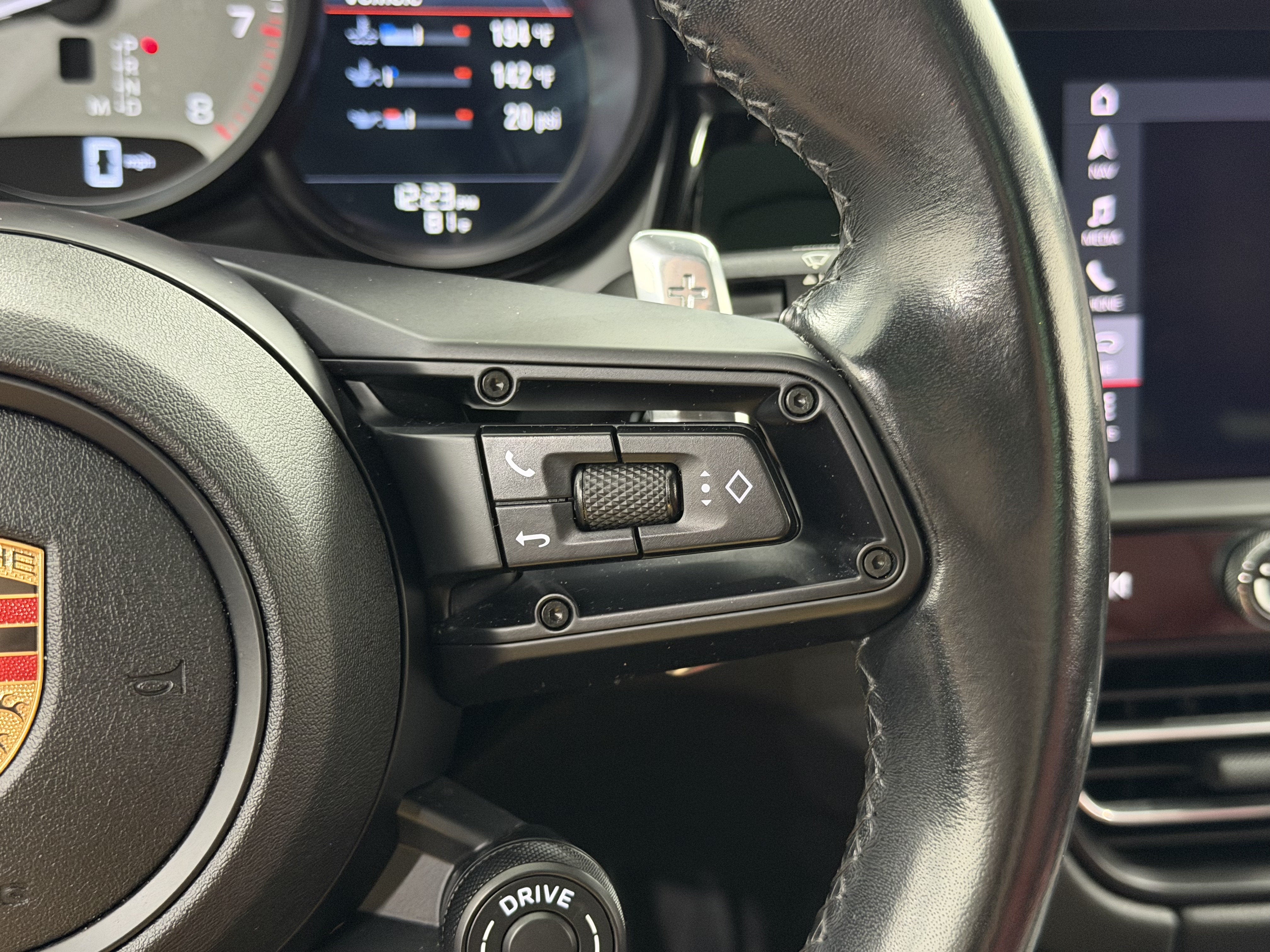 2023 Porsche Macan S