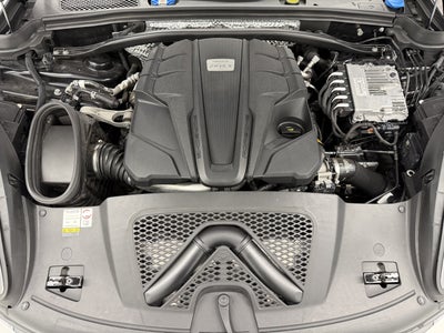 2023 Porsche Macan S