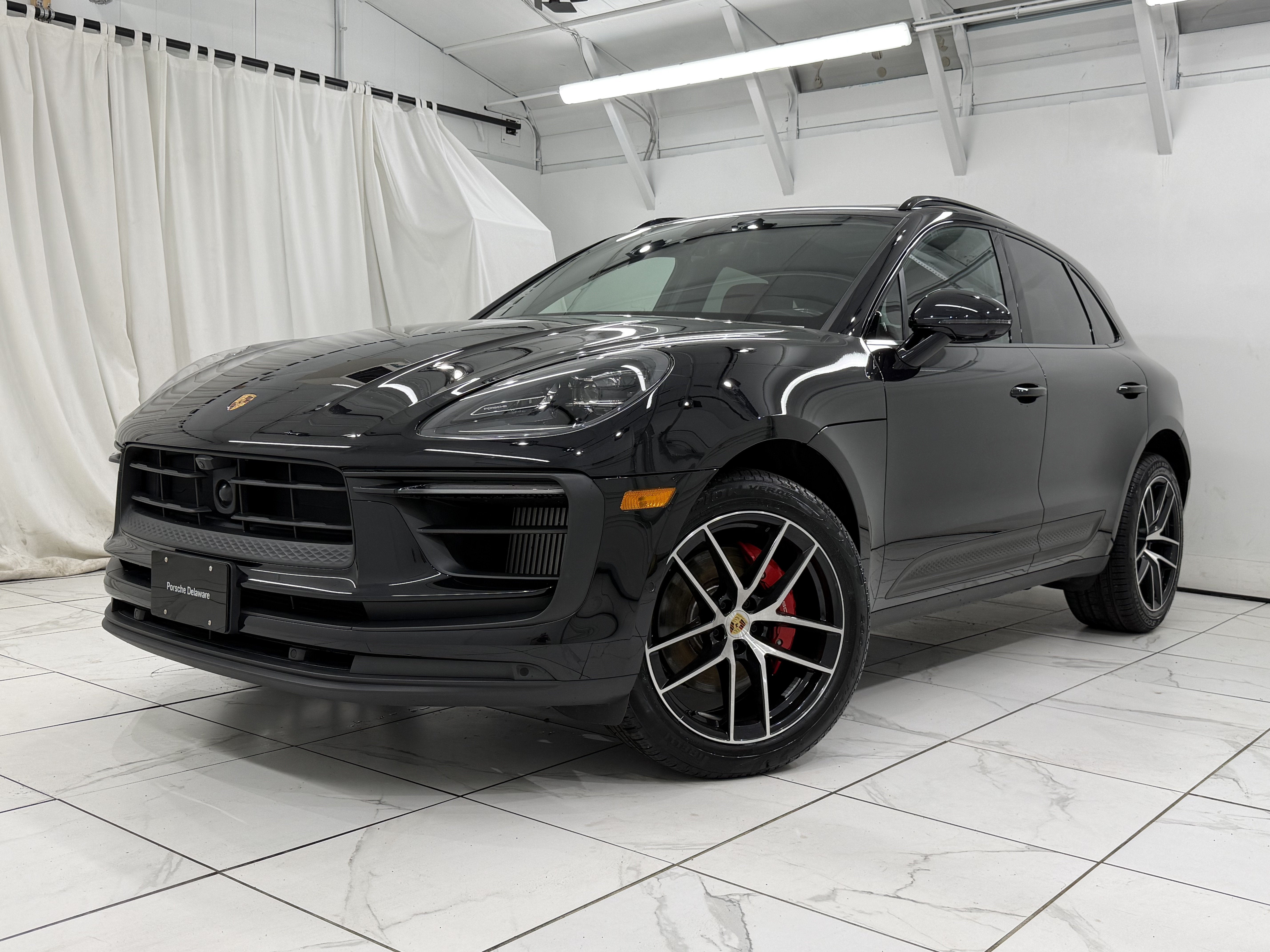 2023 Porsche Macan S