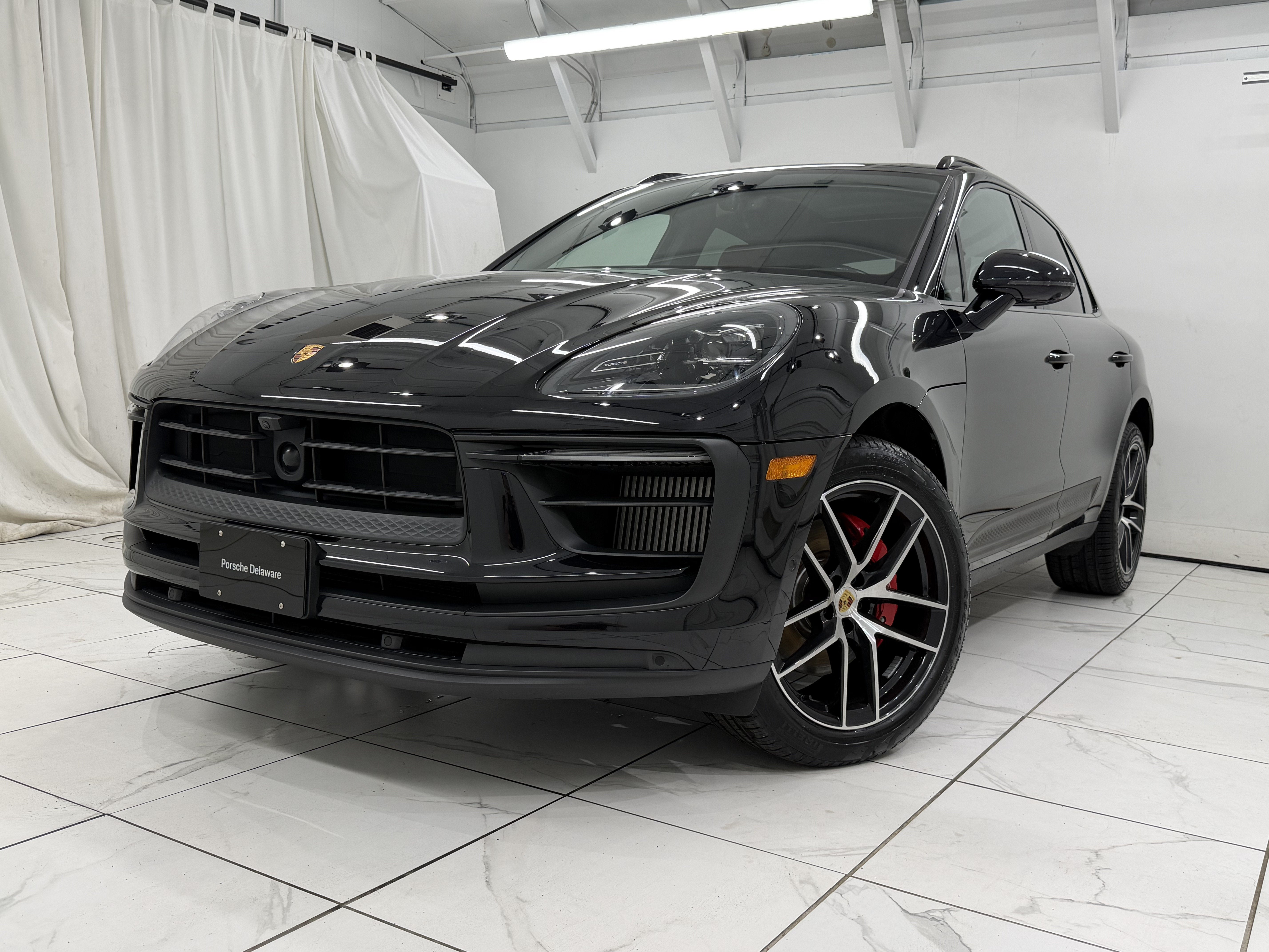 2023 Porsche Macan S