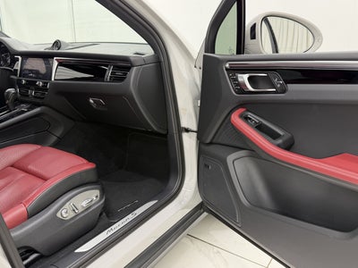 2024 Porsche Macan S