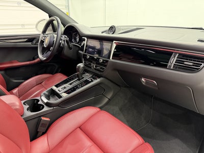 2024 Porsche Macan S