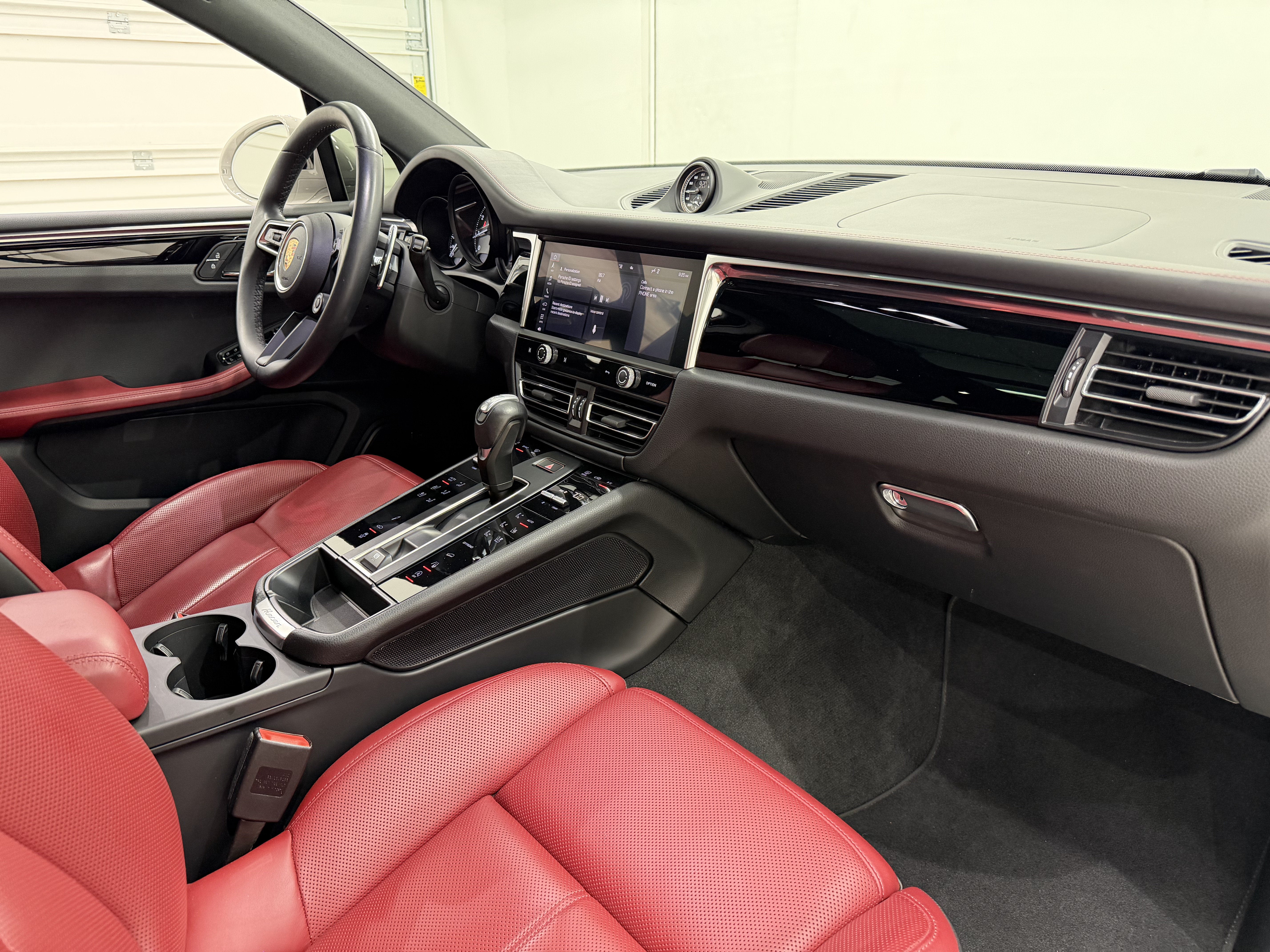 2024 Porsche Macan S