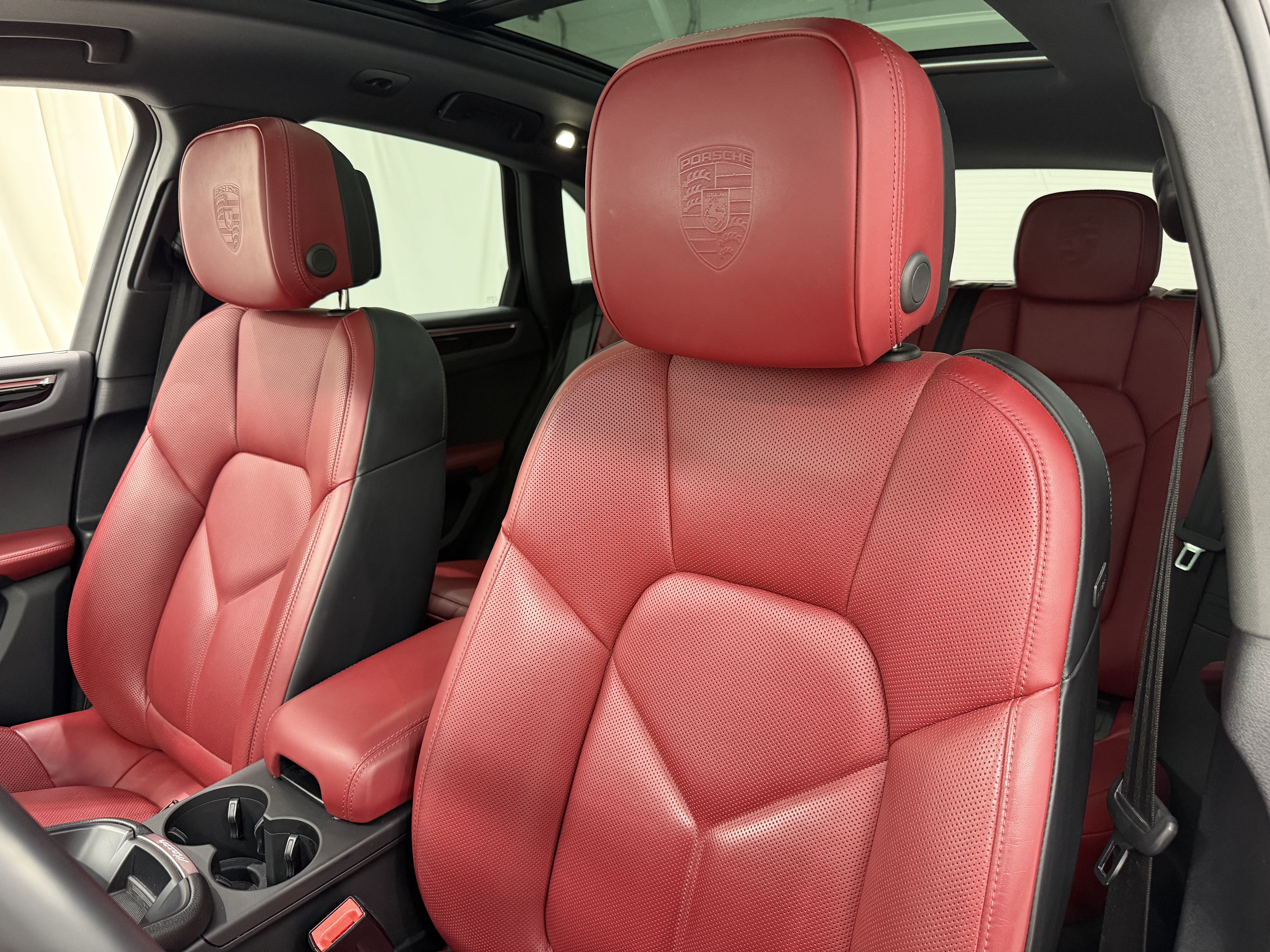 2024 Porsche Macan S