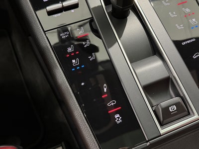 2024 Porsche Macan S