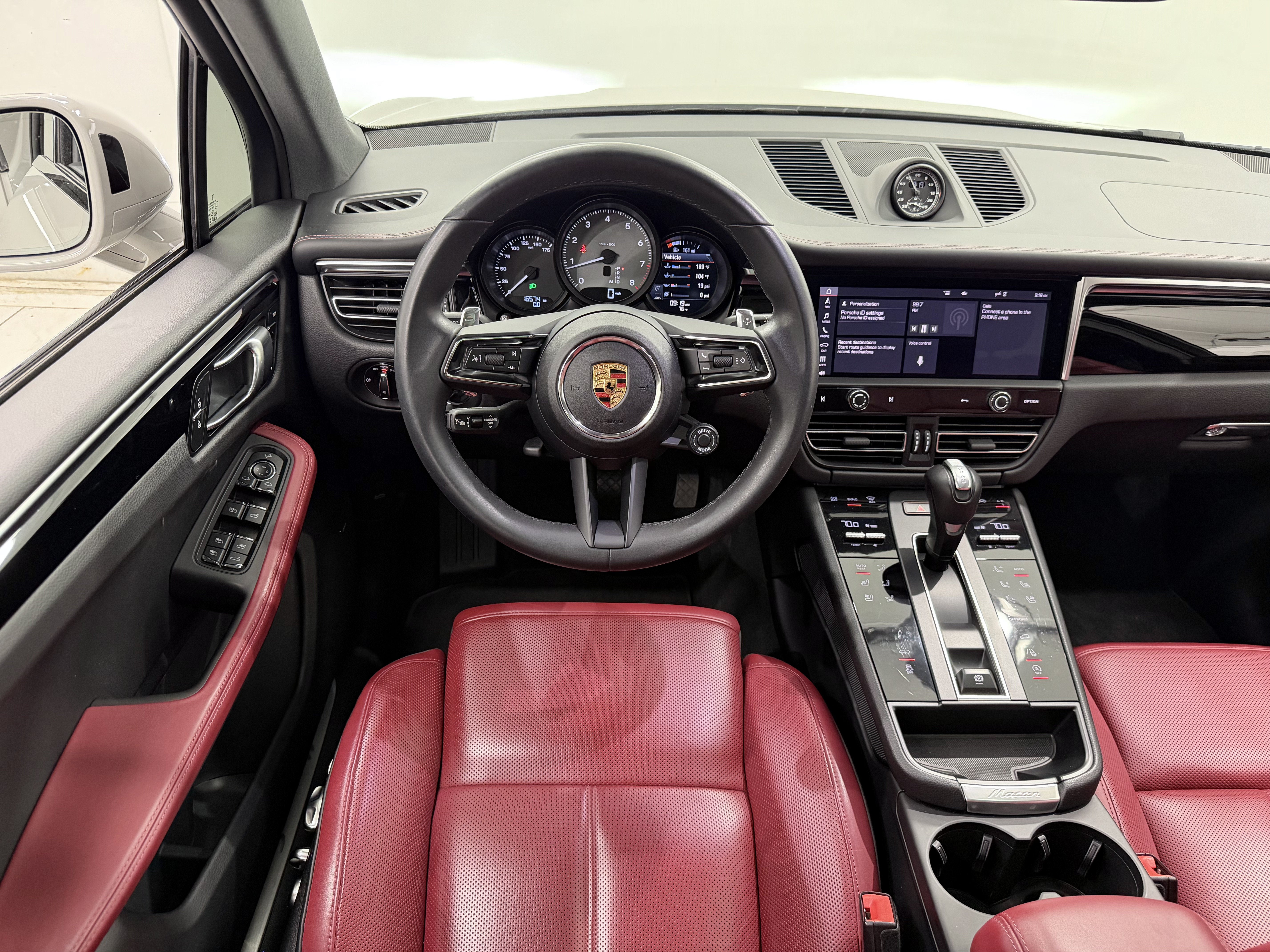 2024 Porsche Macan S