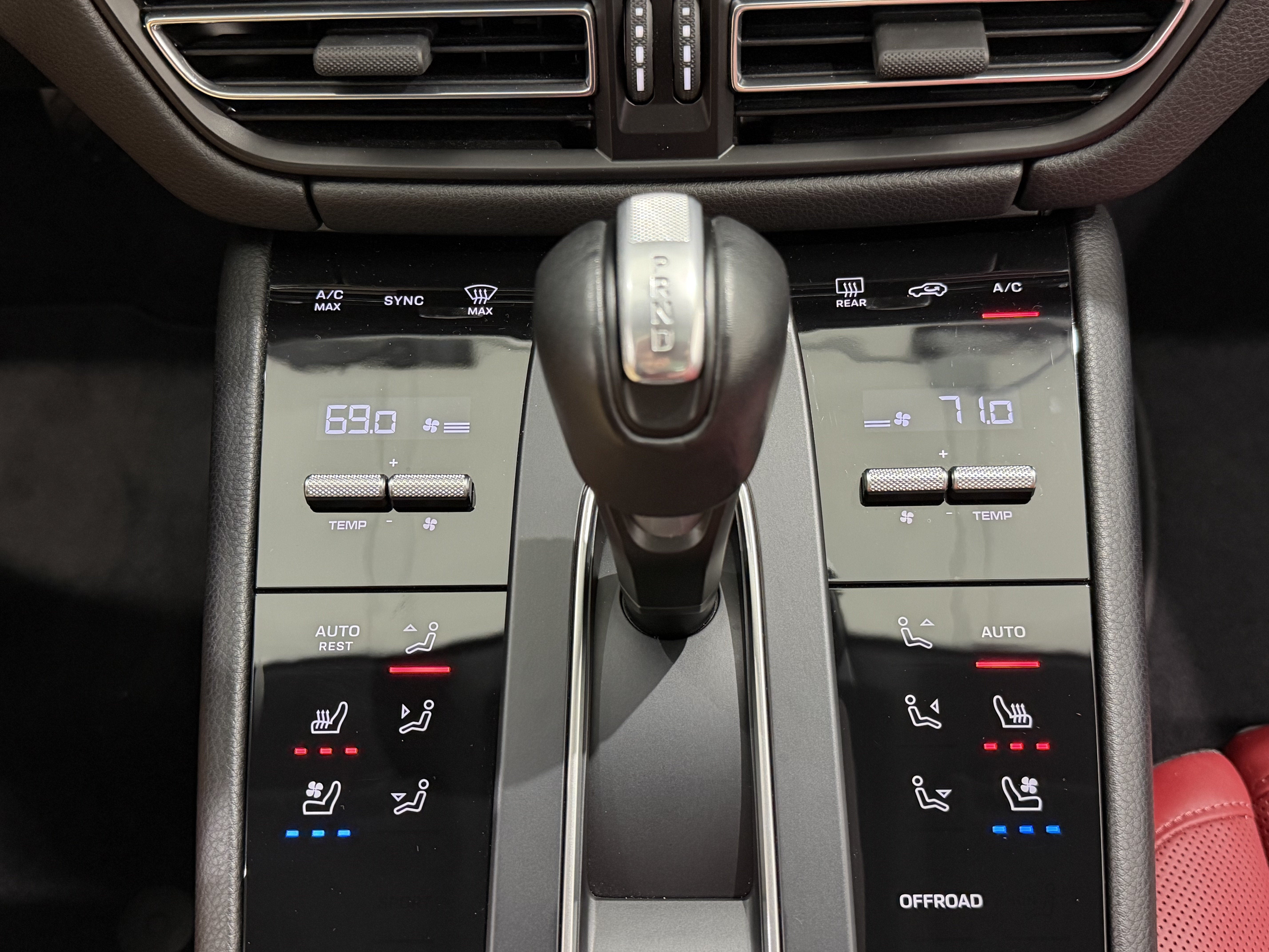 2024 Porsche Macan S