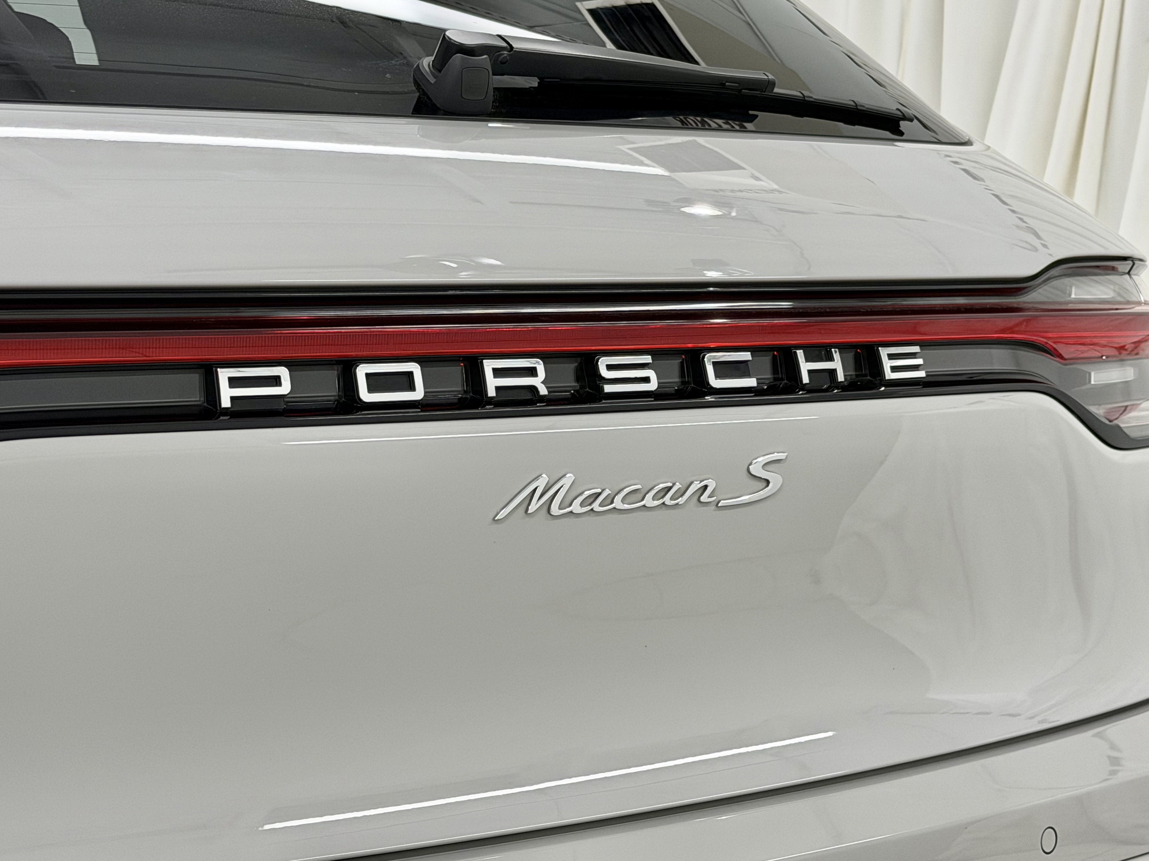 2024 Porsche Macan S
