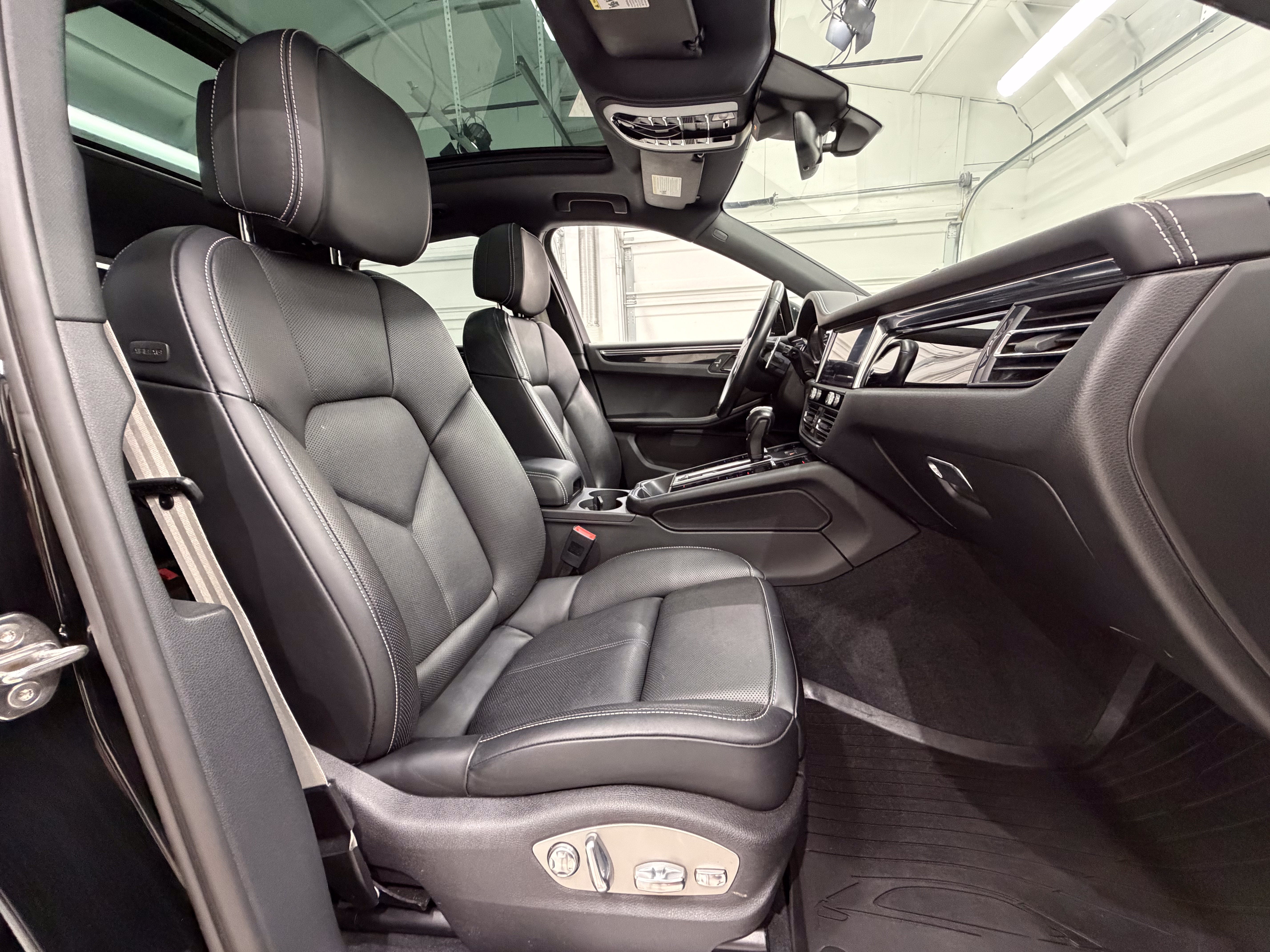 2024 Porsche Macan S