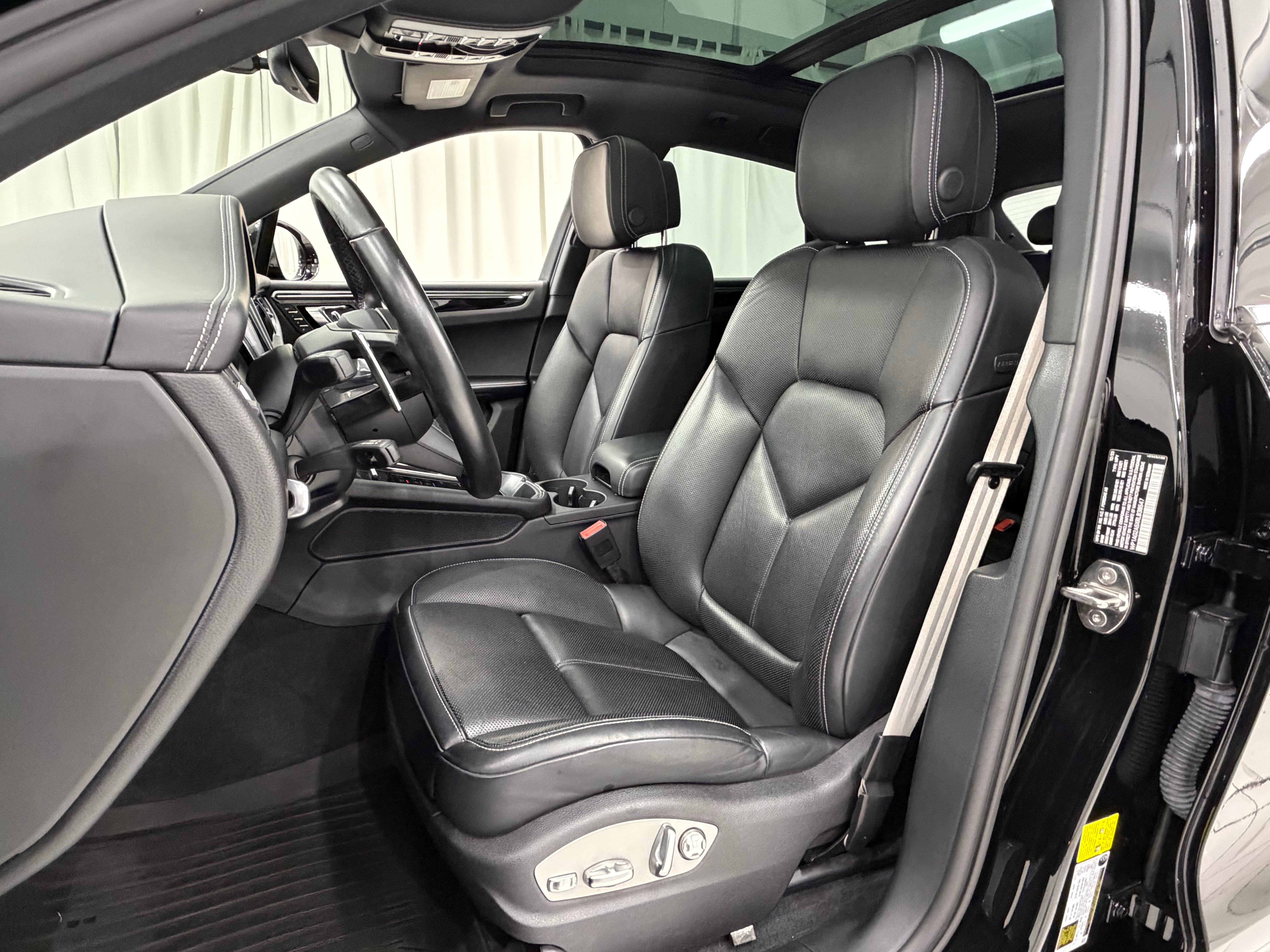 2024 Porsche Macan S