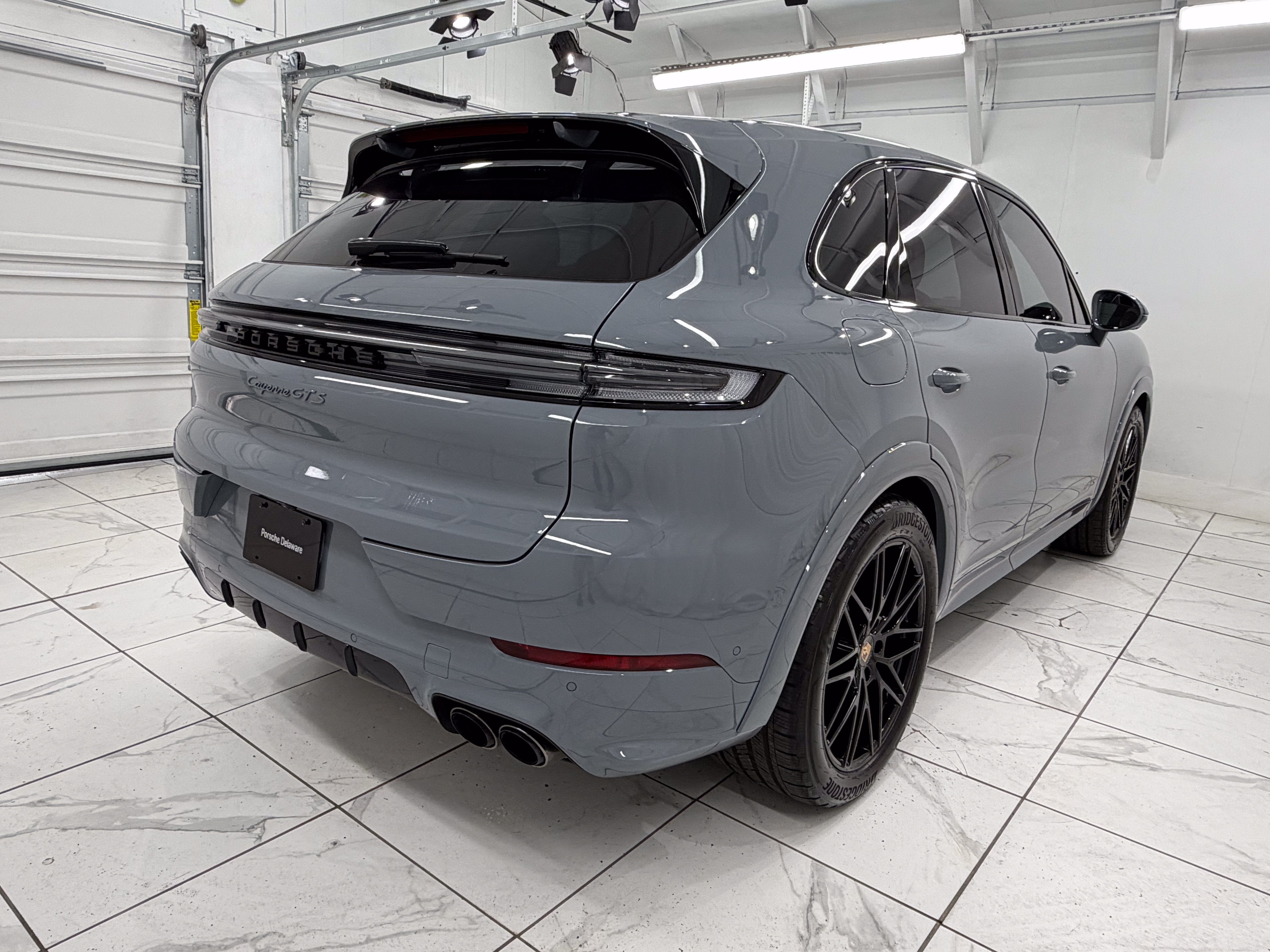 2025 Porsche Cayenne GTS
