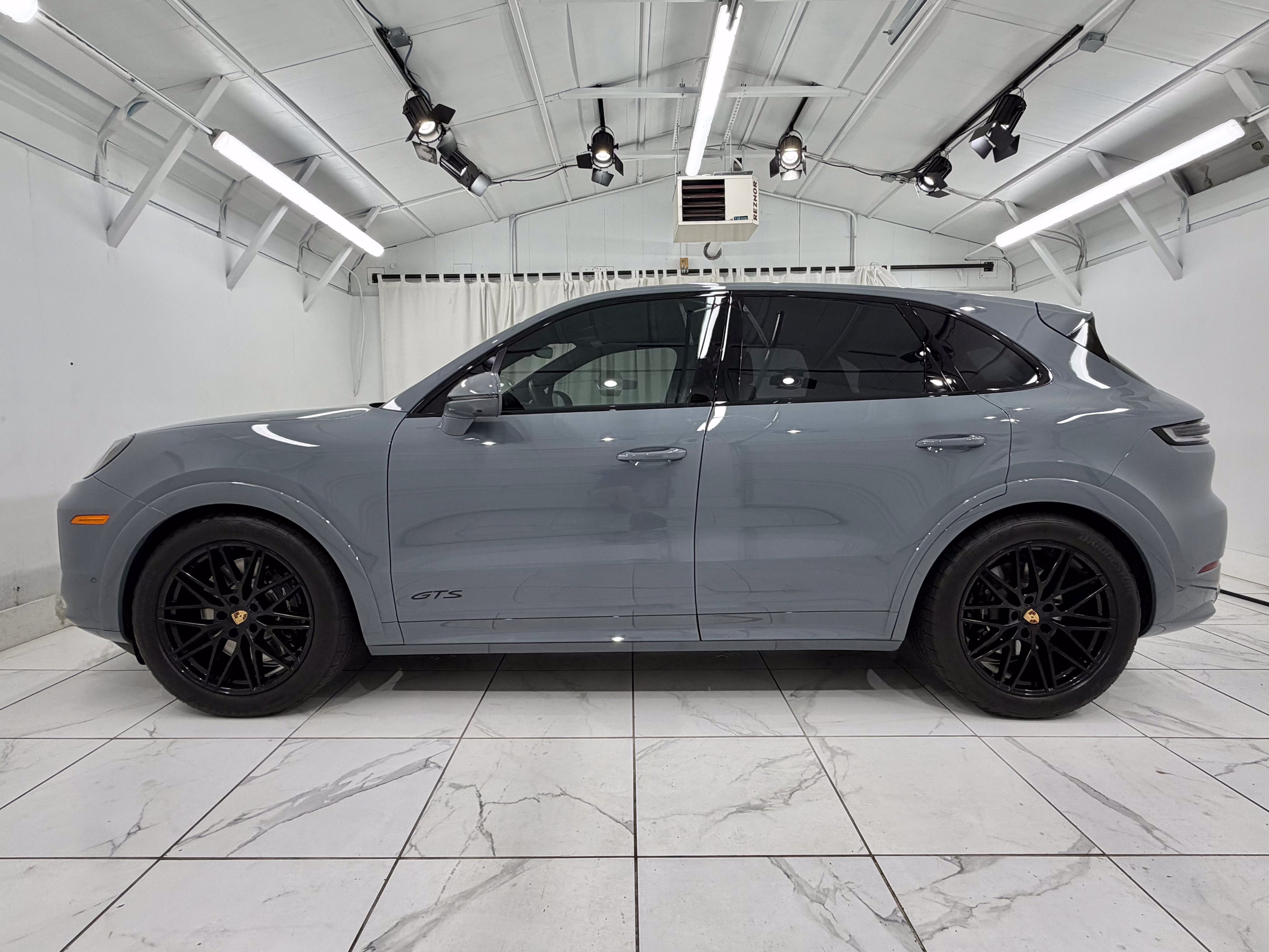 2025 Porsche Cayenne GTS