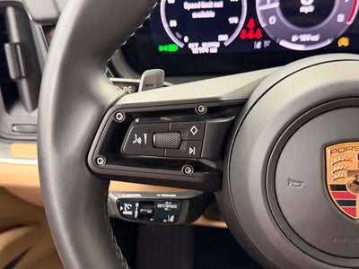2025 Porsche Cayenne GTS