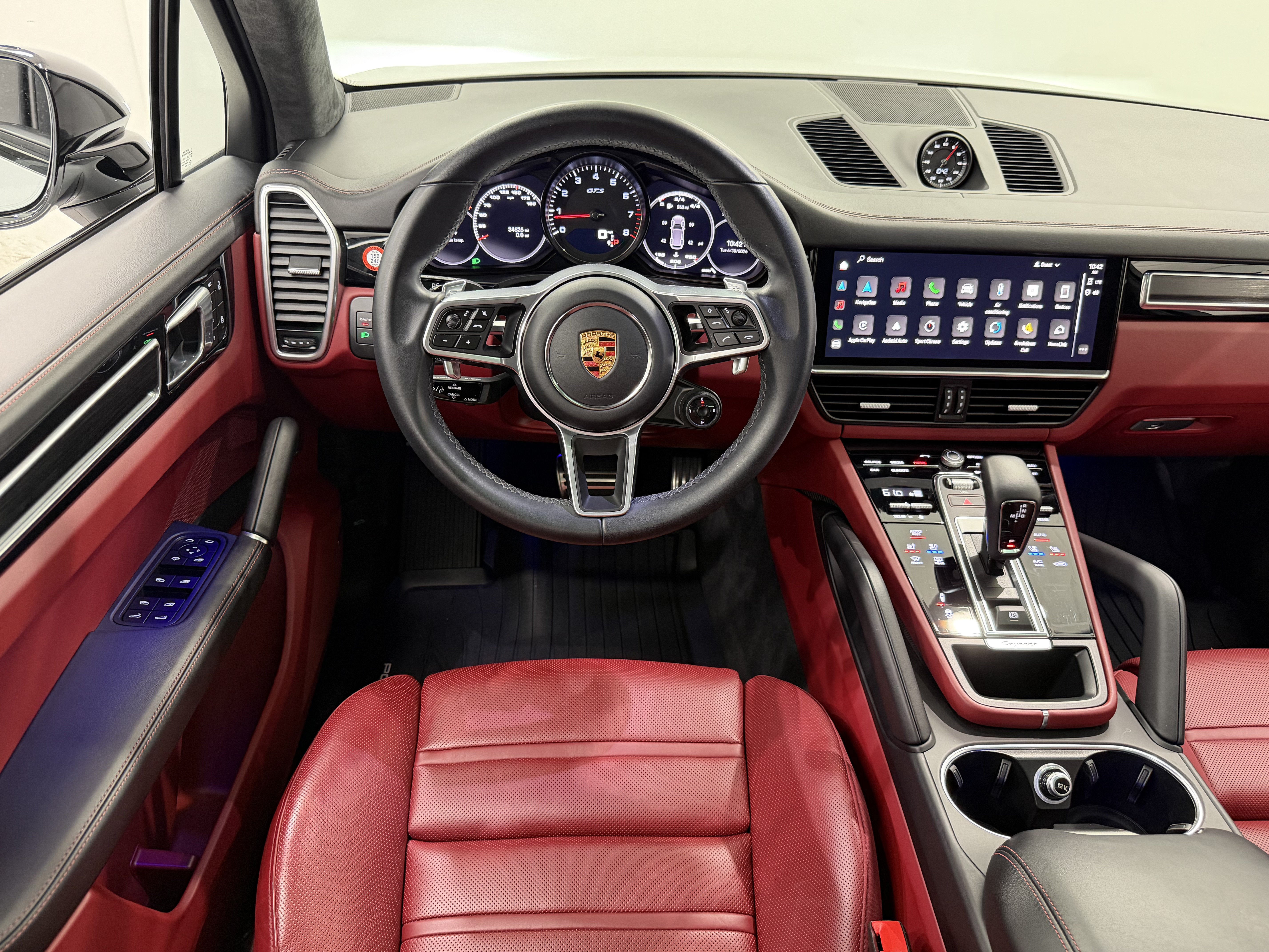 2023 Porsche Cayenne Gts
