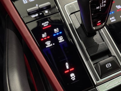 2023 Porsche Cayenne Gts