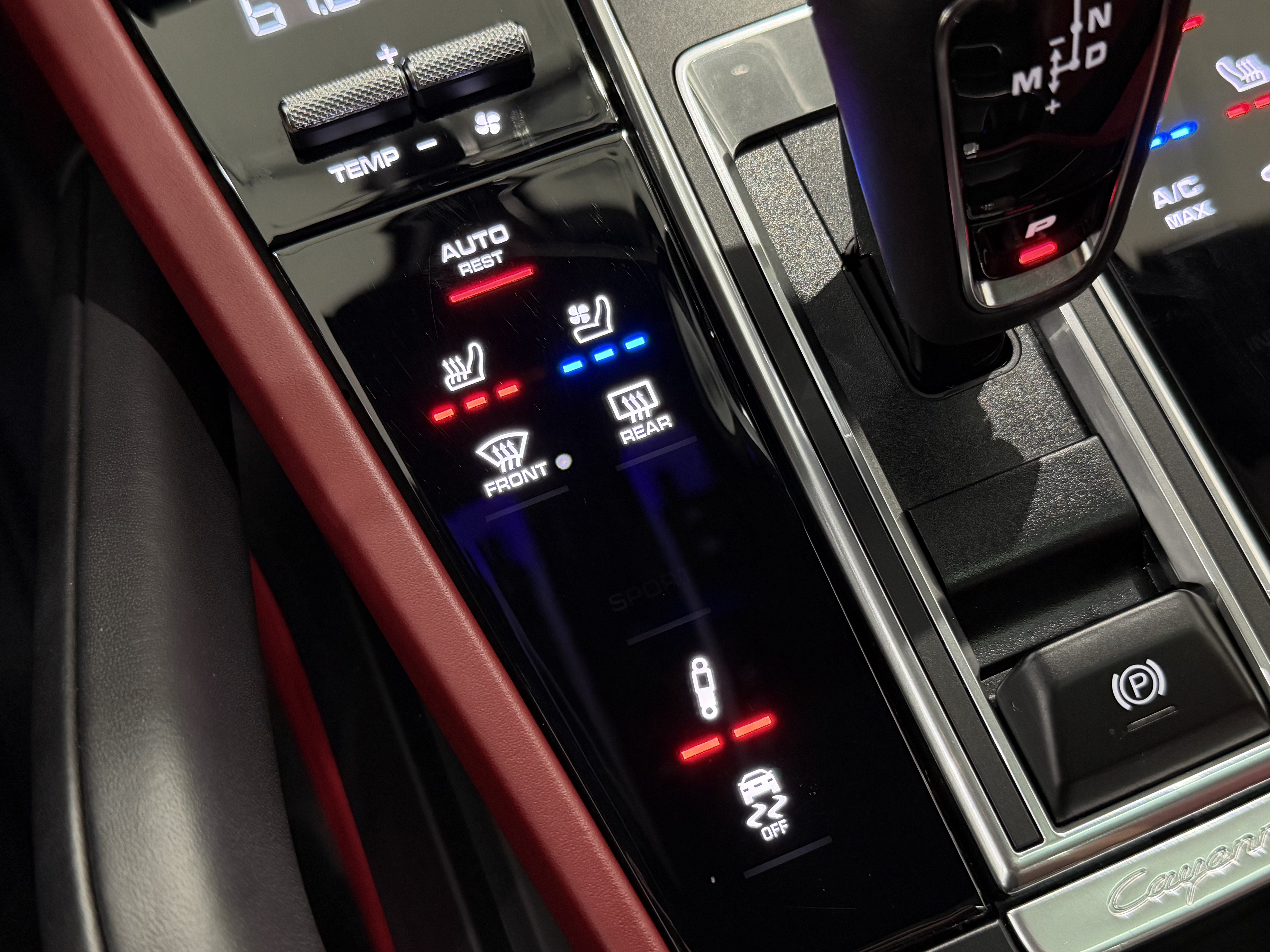 2023 Porsche Cayenne Gts