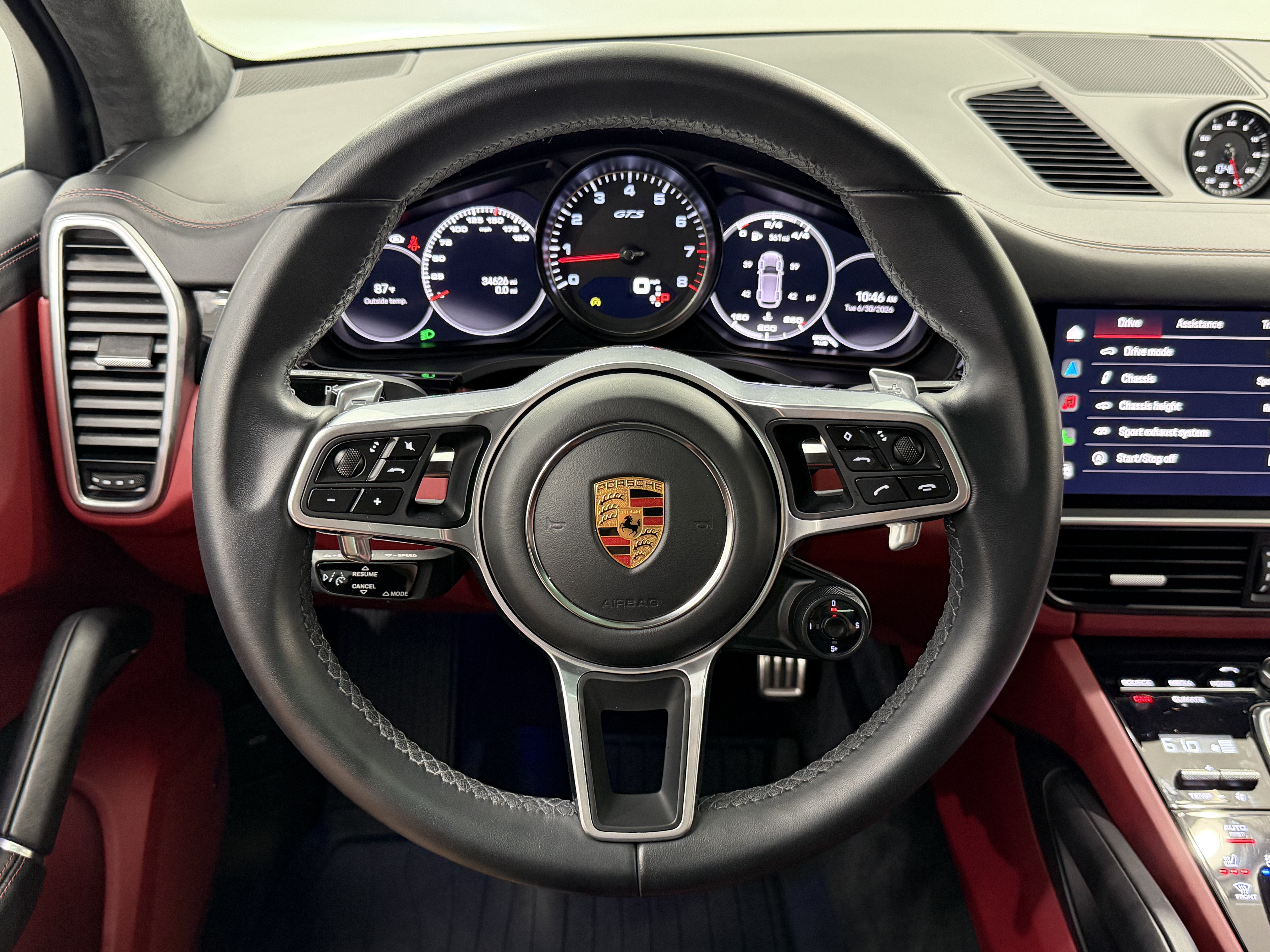 2023 Porsche Cayenne Gts