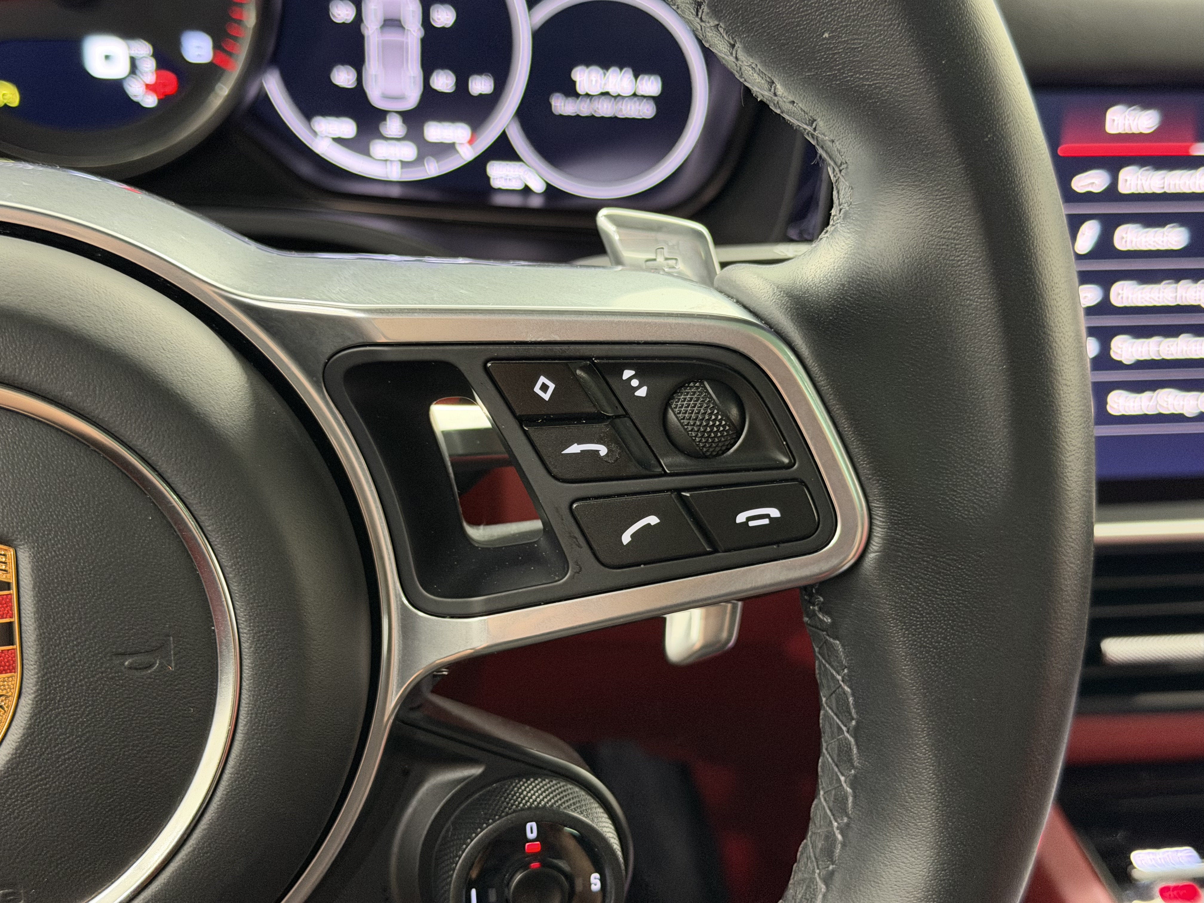 2023 Porsche Cayenne Gts