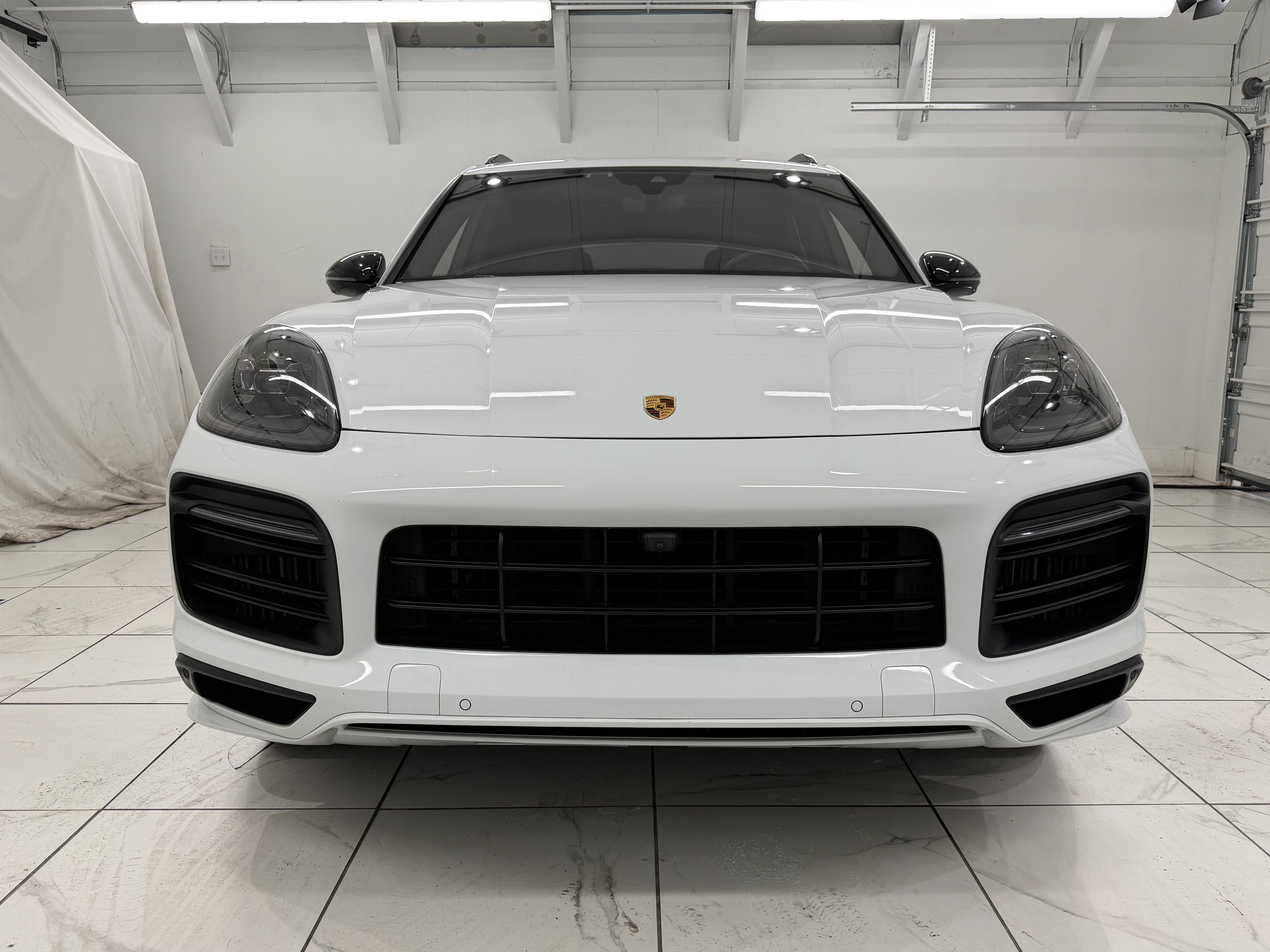 2023 Porsche Cayenne Gts